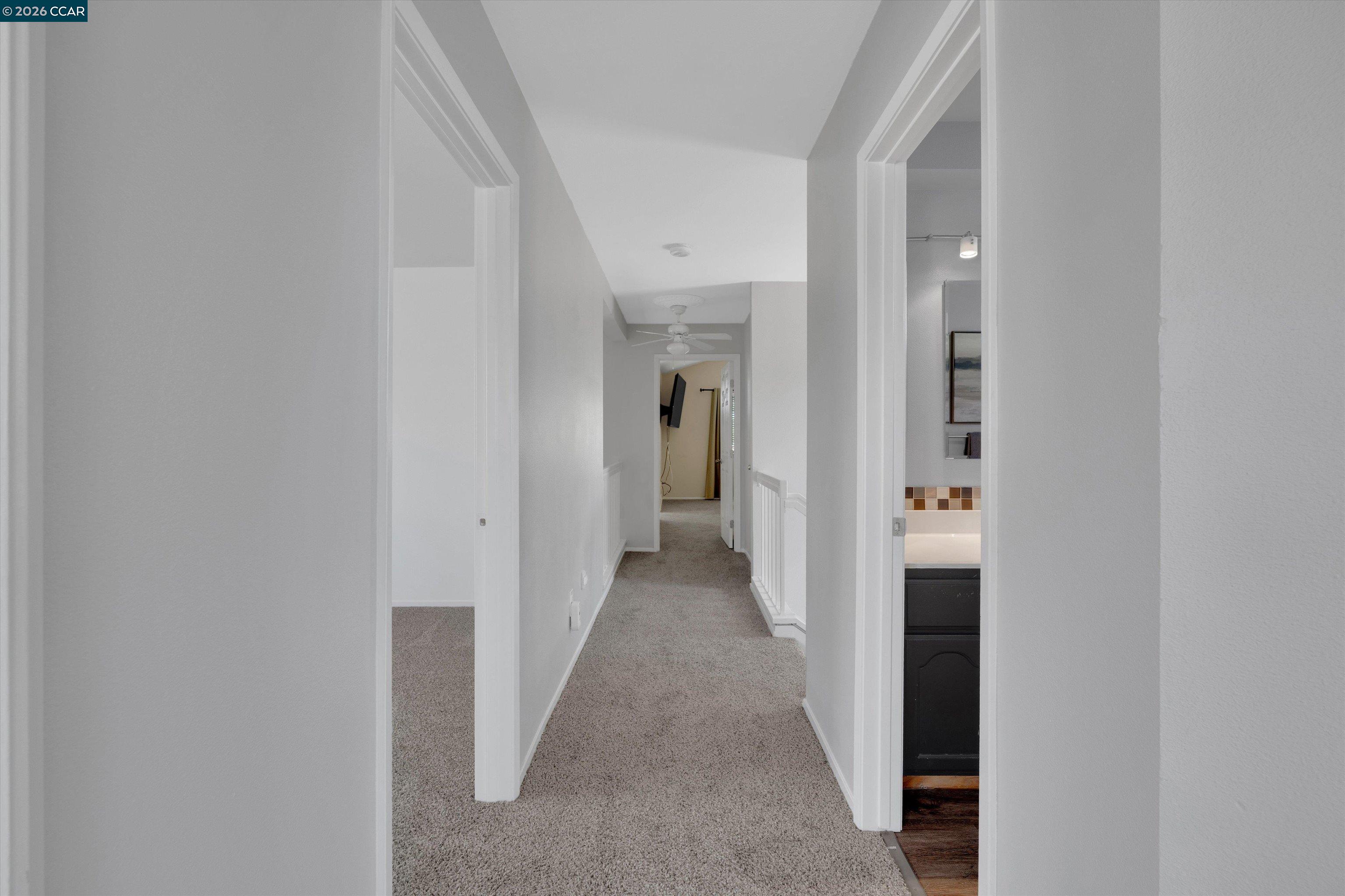 400 Devon Ct