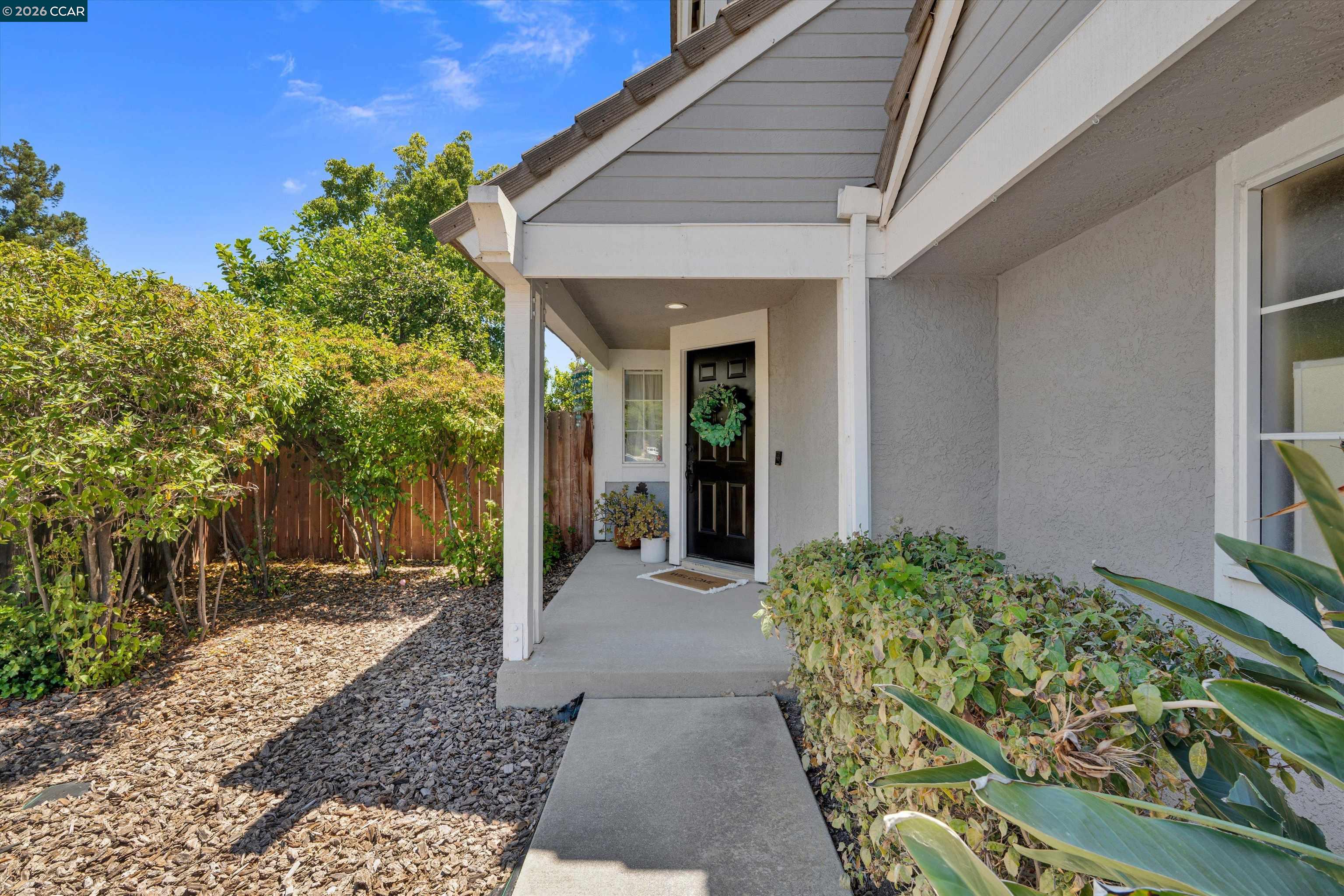 400 Devon Ct