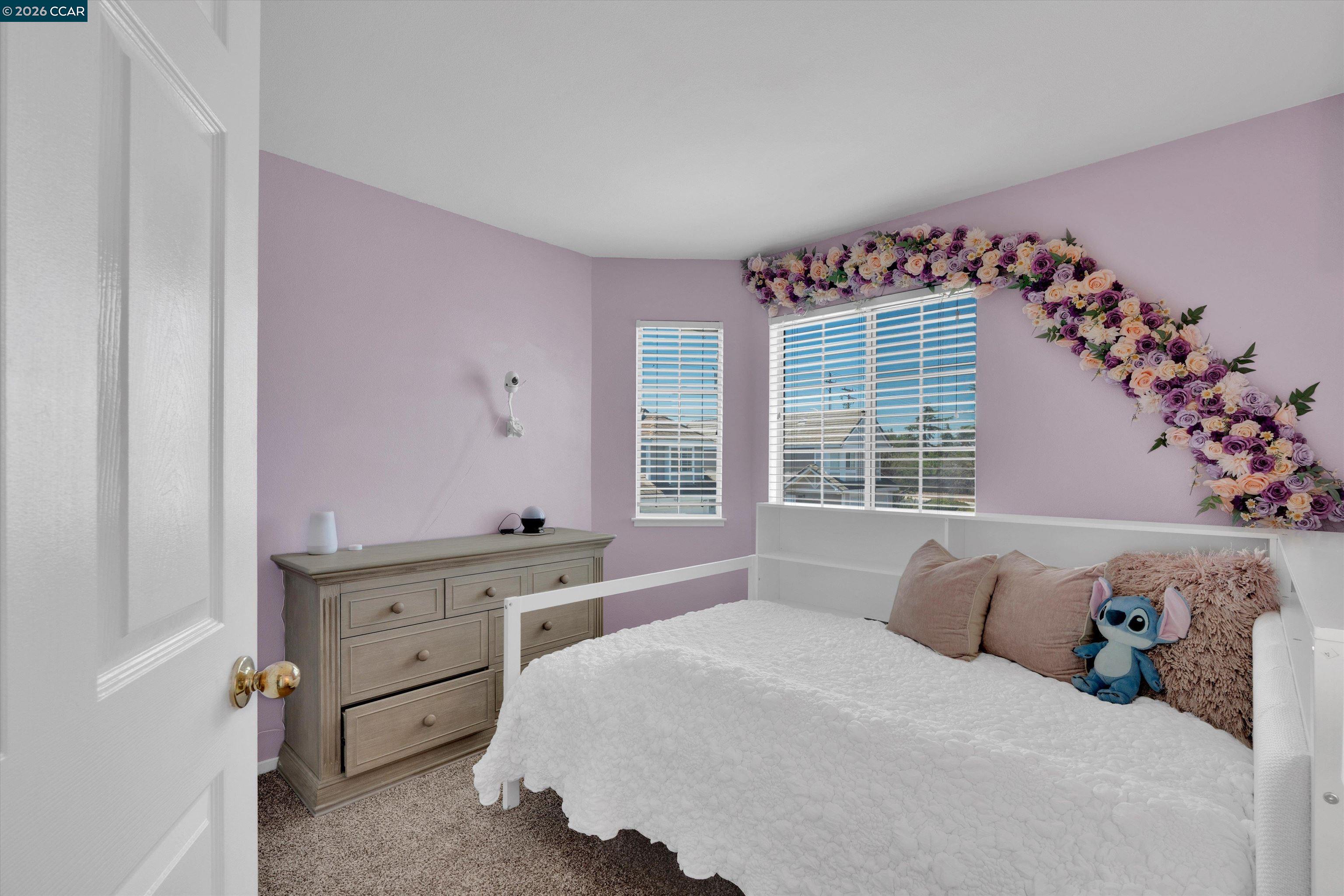 400 Devon Ct