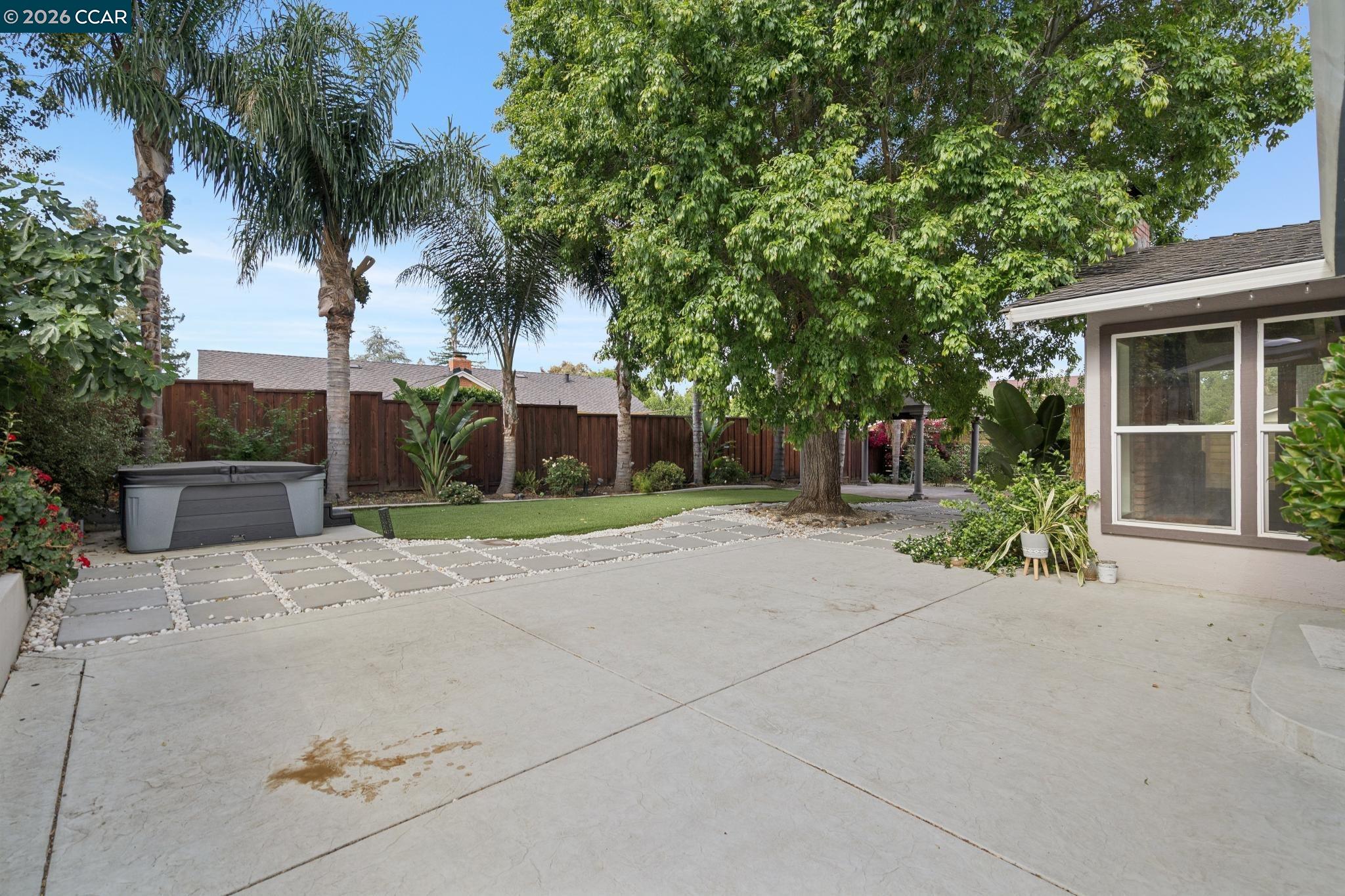 3403 Lime Tree Ct