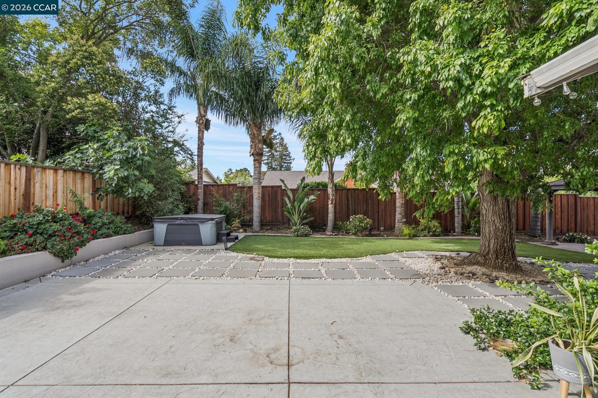 3403 Lime Tree Ct