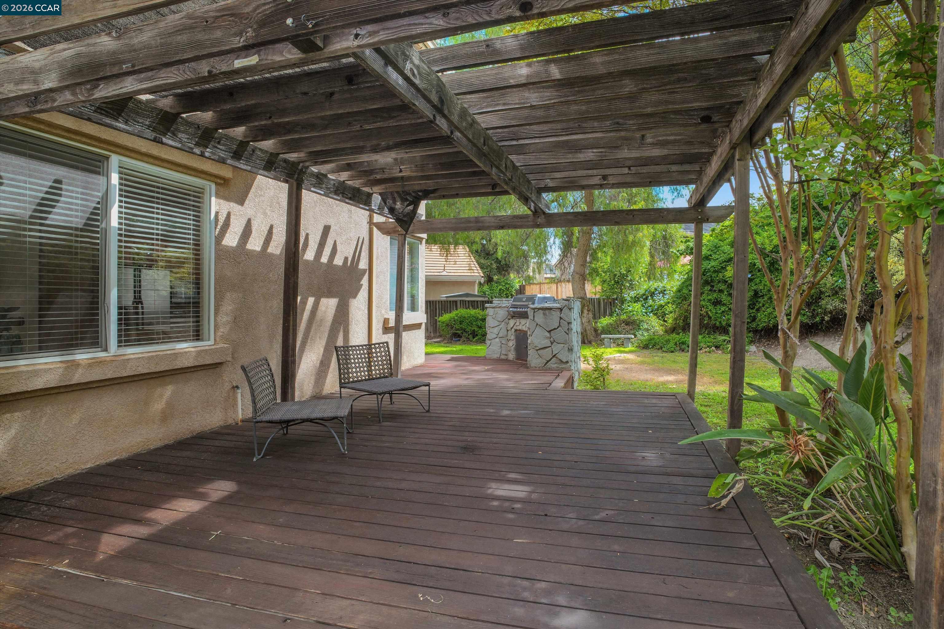 1932 Medicine Mountain Ct