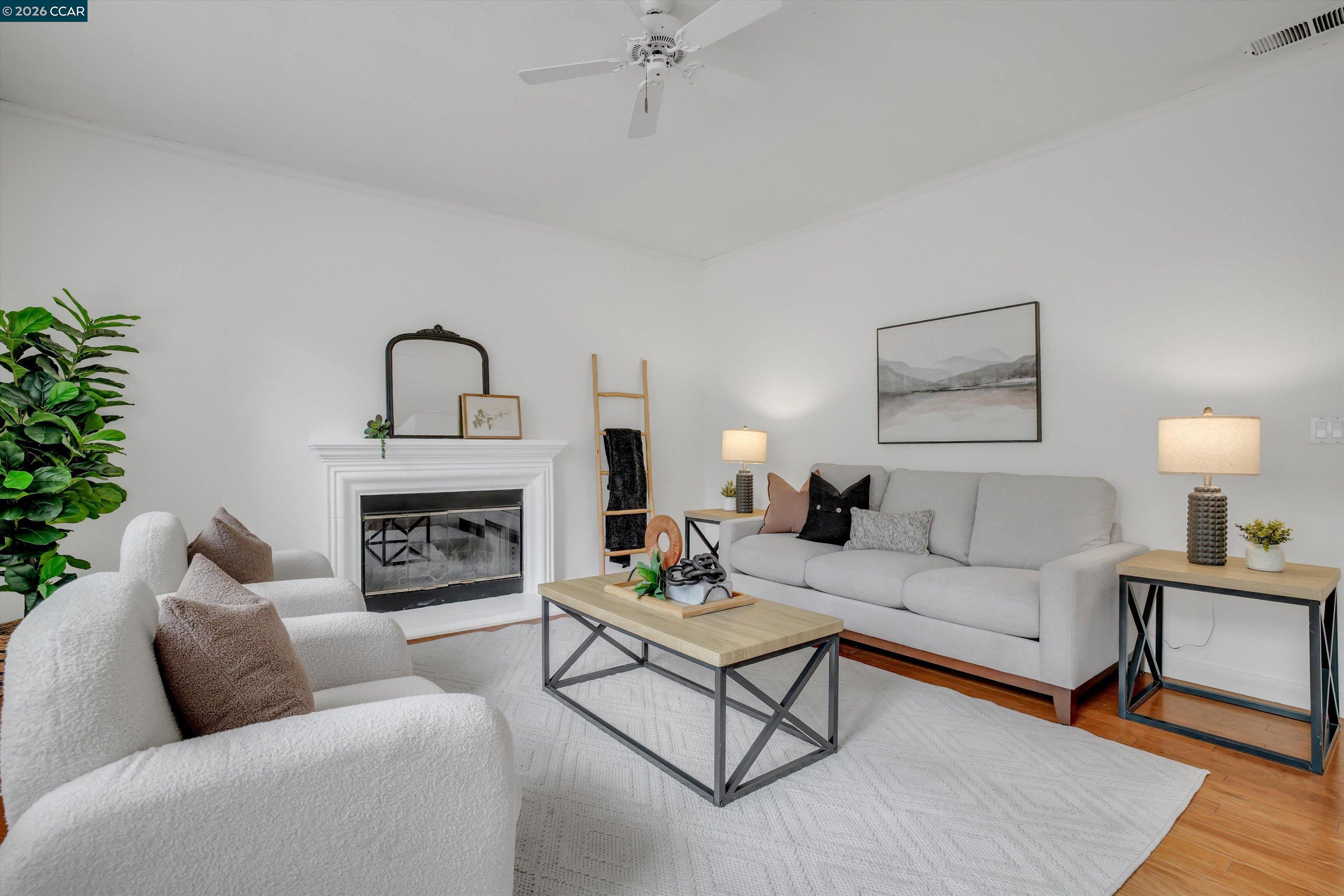 1932 Medicine Mountain Ct