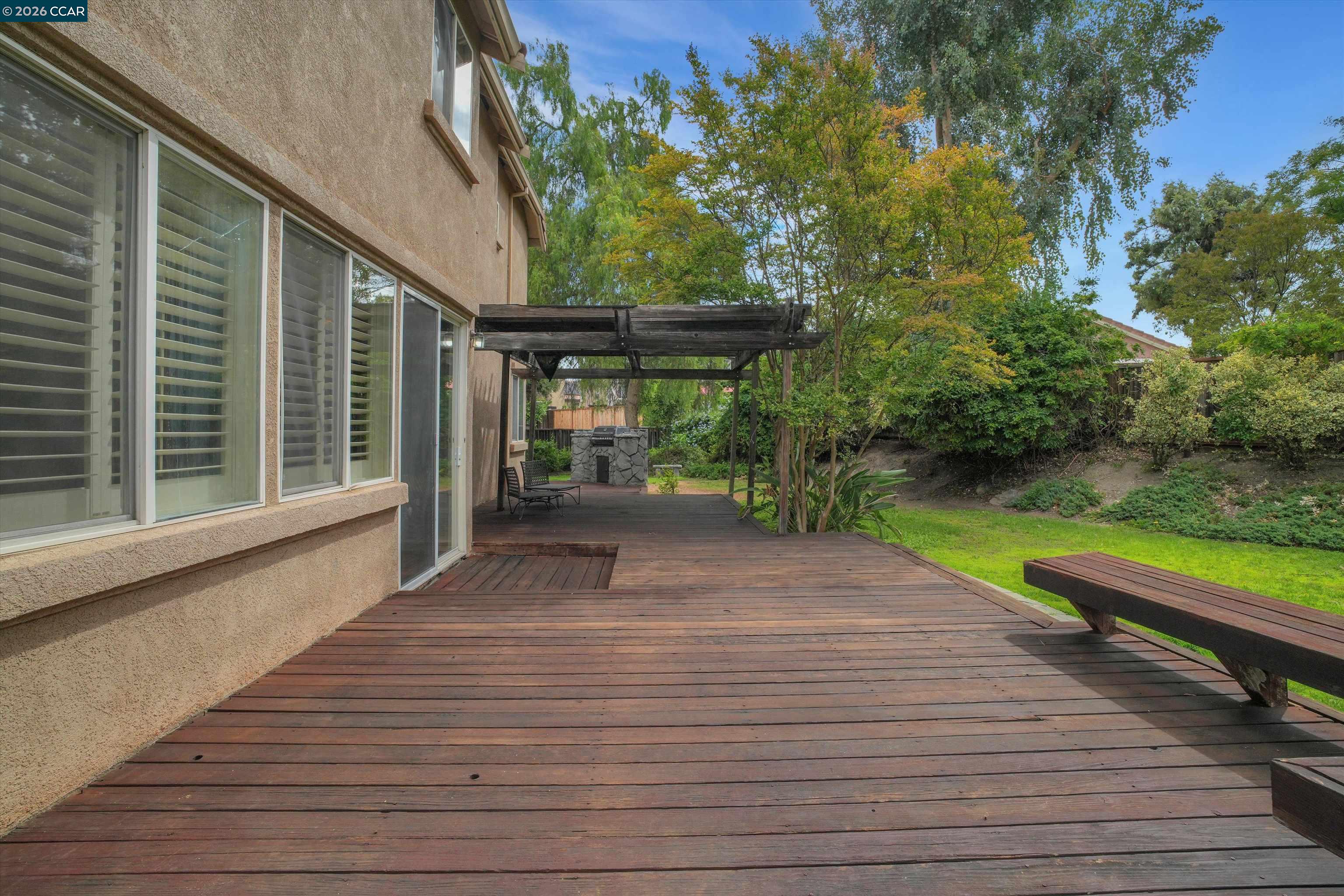 1932 Medicine Mountain Ct