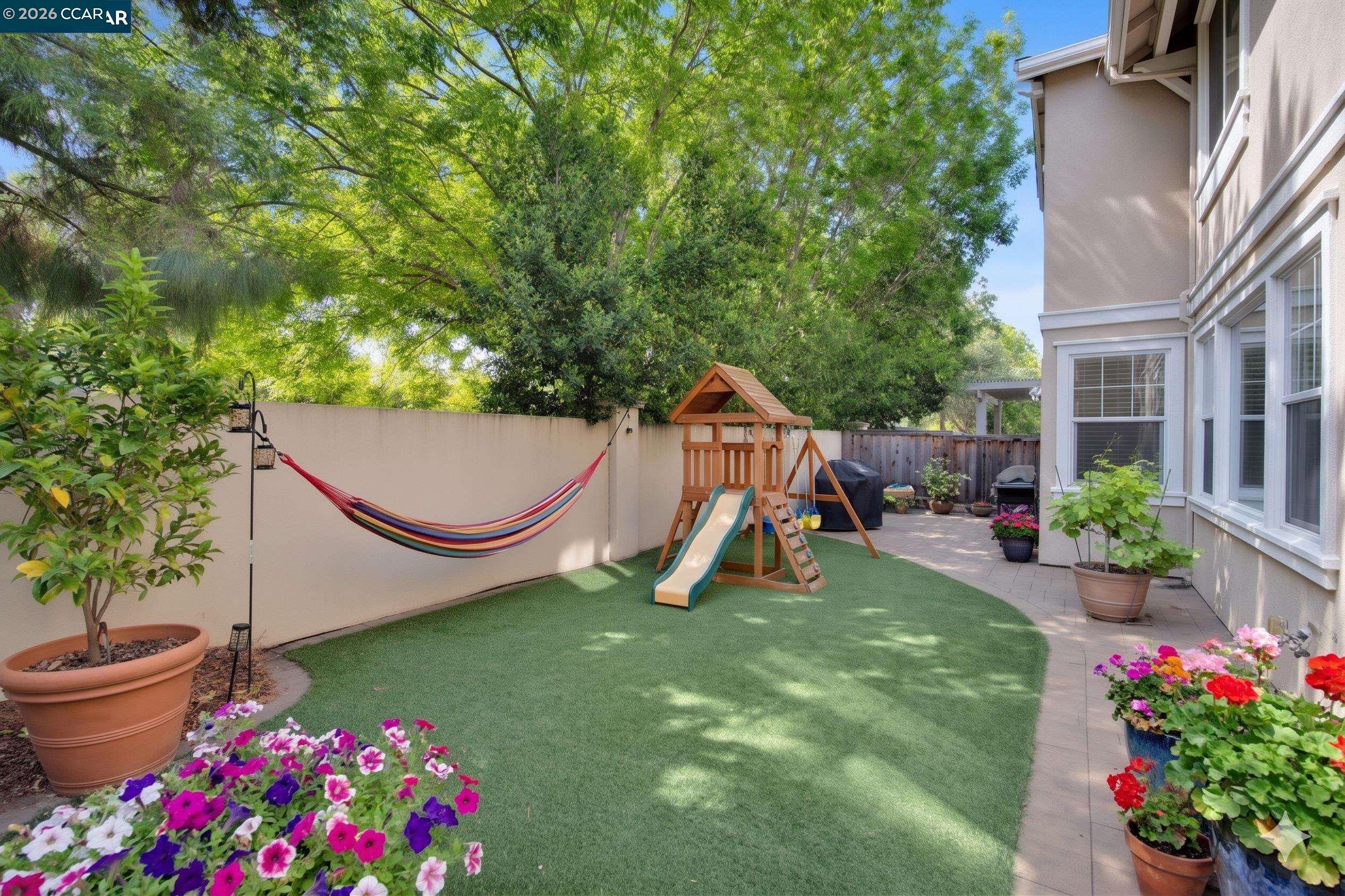 312 MacArthur Way