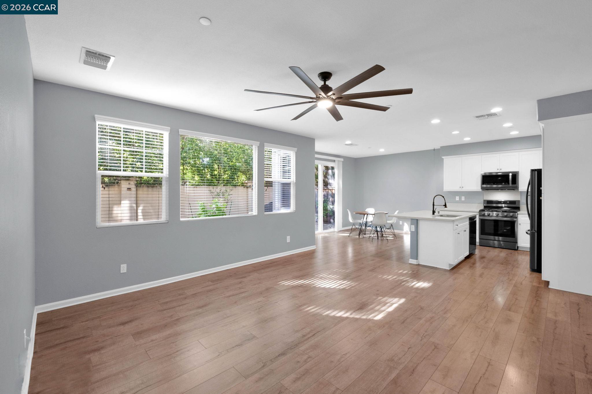 312 MacArthur Way