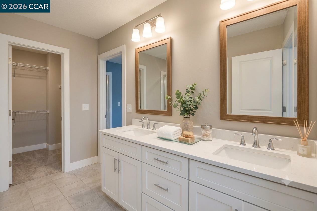 312 MacArthur Way