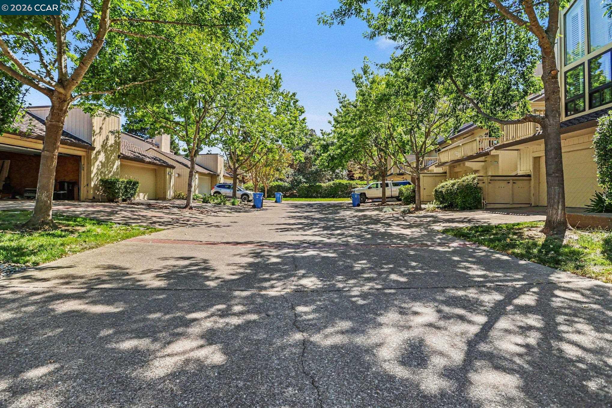1827 Lamplight Court