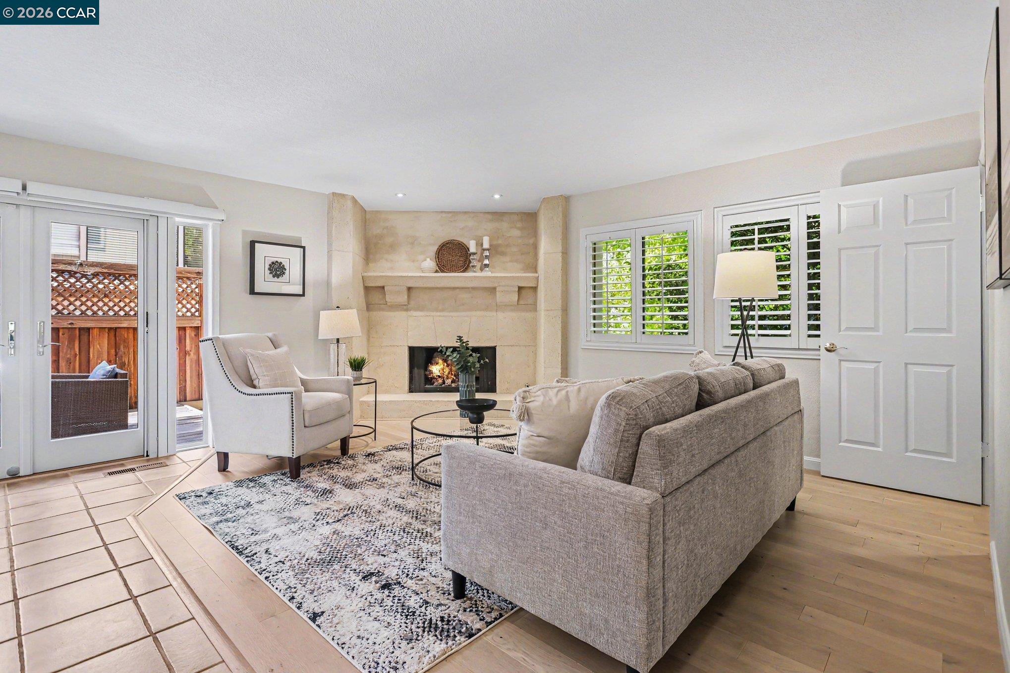 1827 Lamplight Court