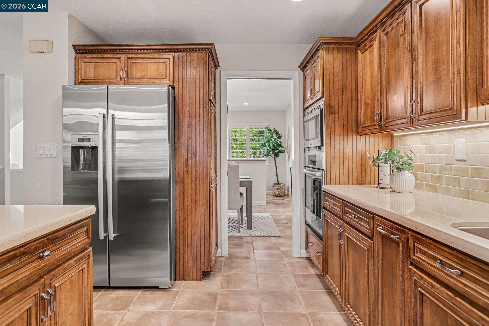 1827 Lamplight Court
