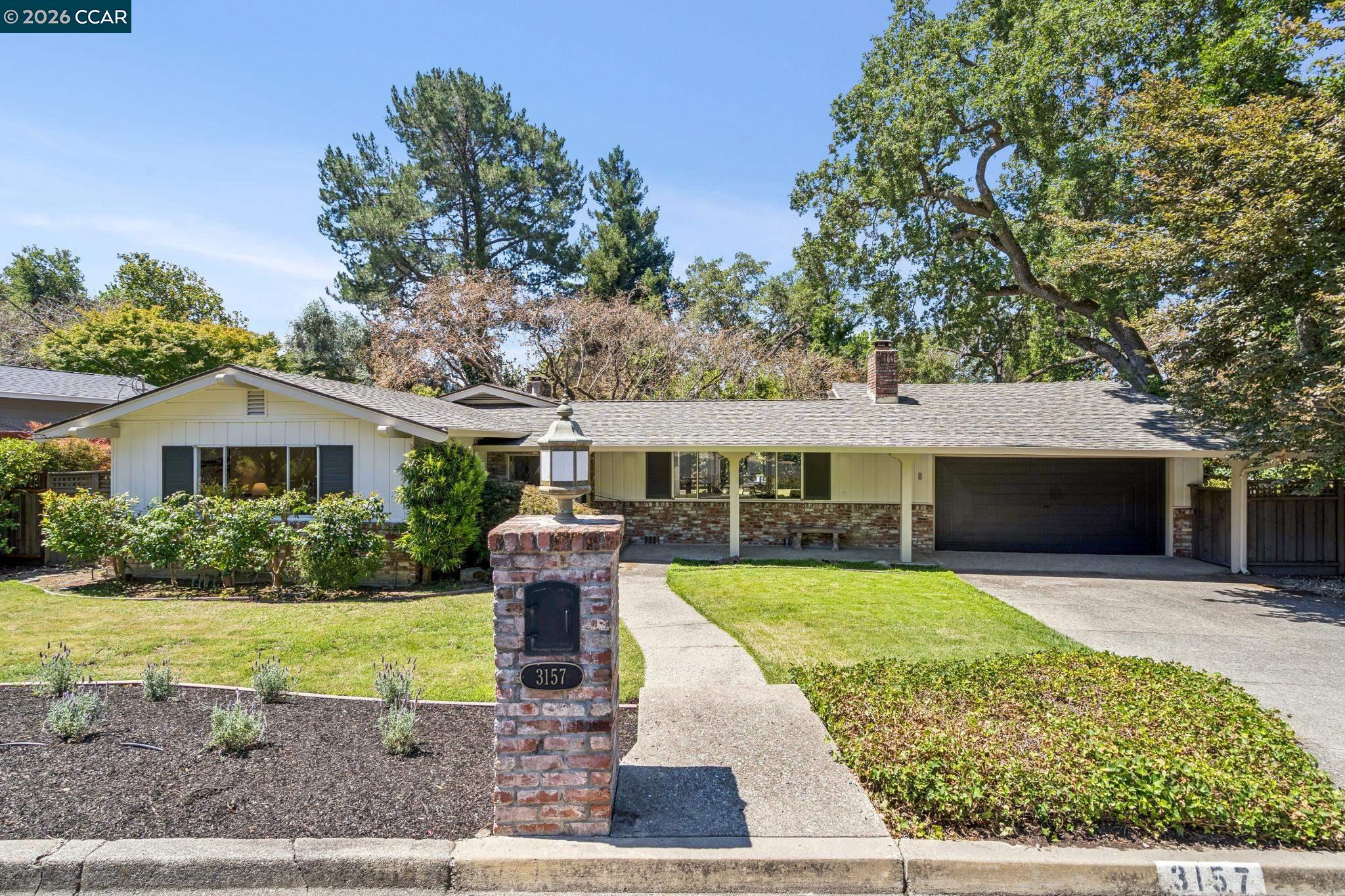3157 Somerset Pl