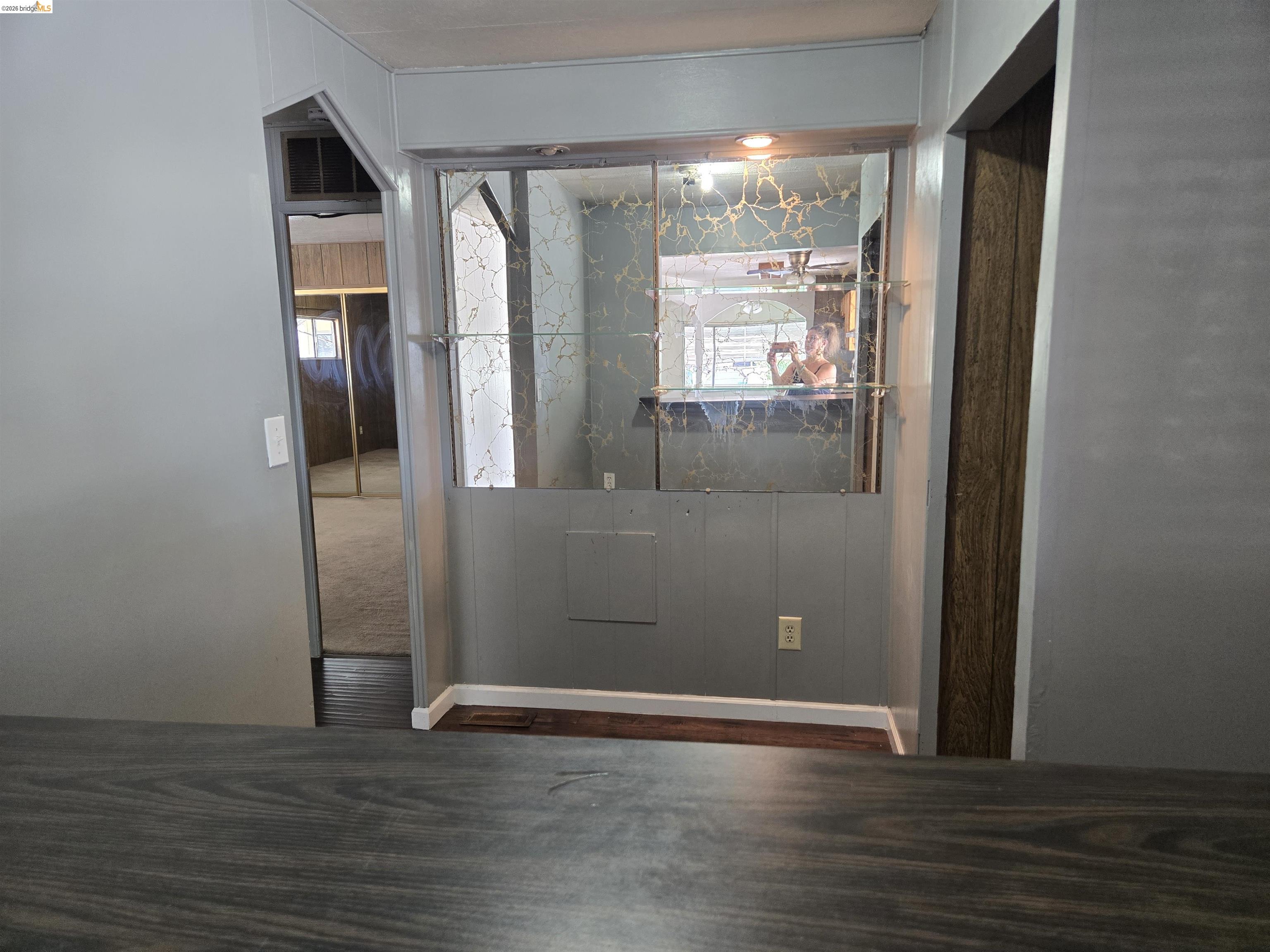 3301 Buchanan # 102
