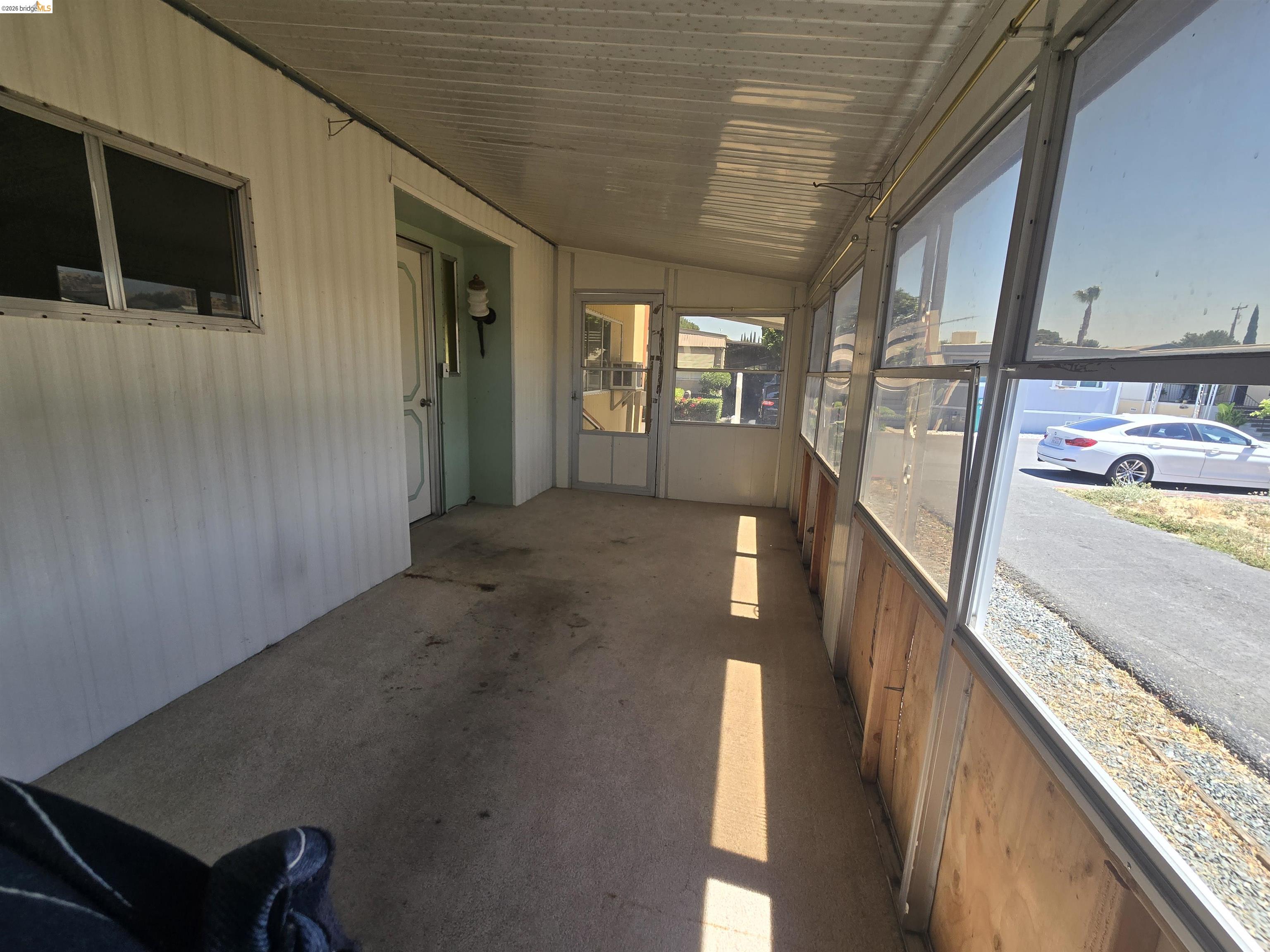 3301 Buchanan # 102