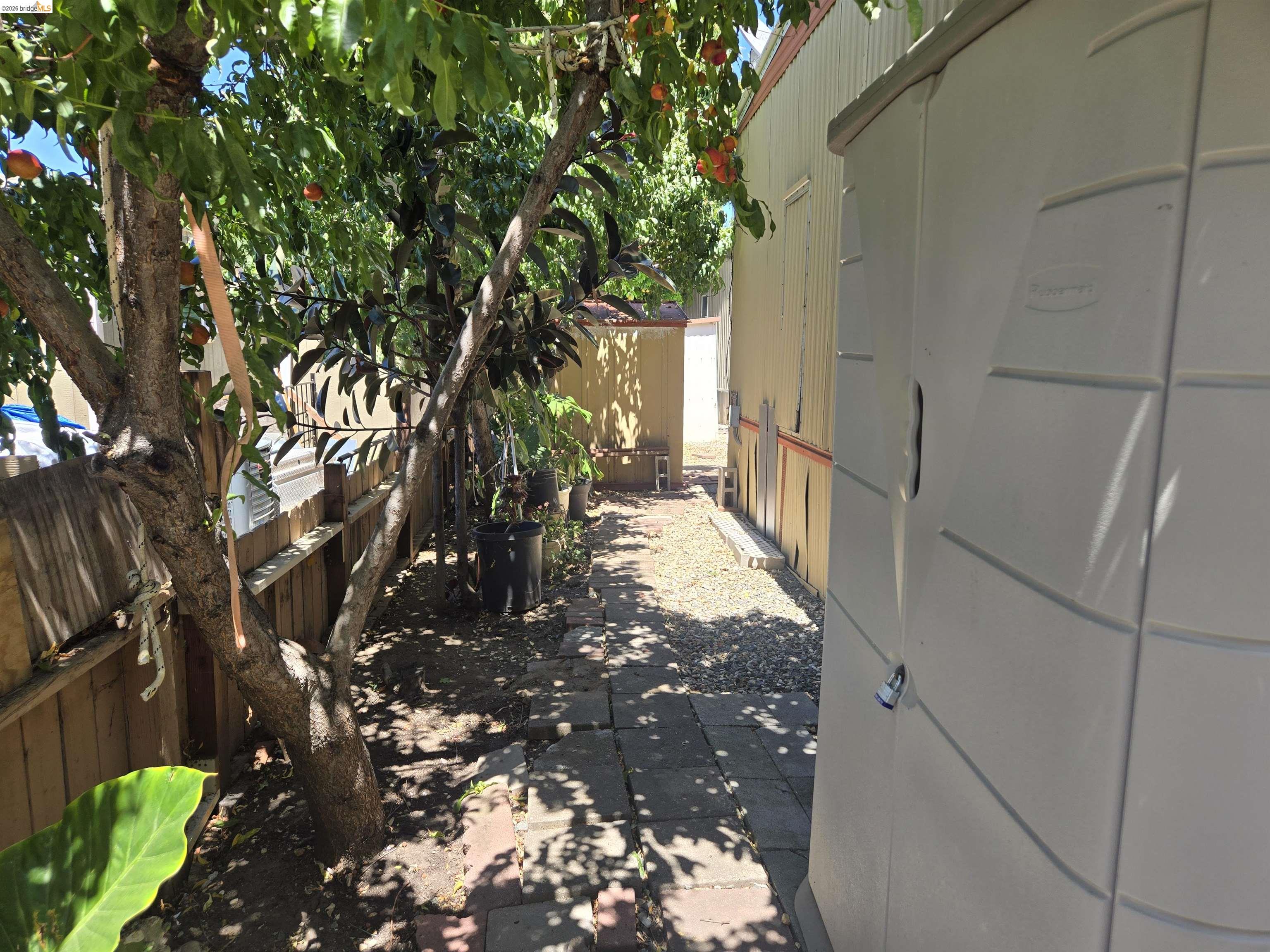 3301 Buchanan # 102
