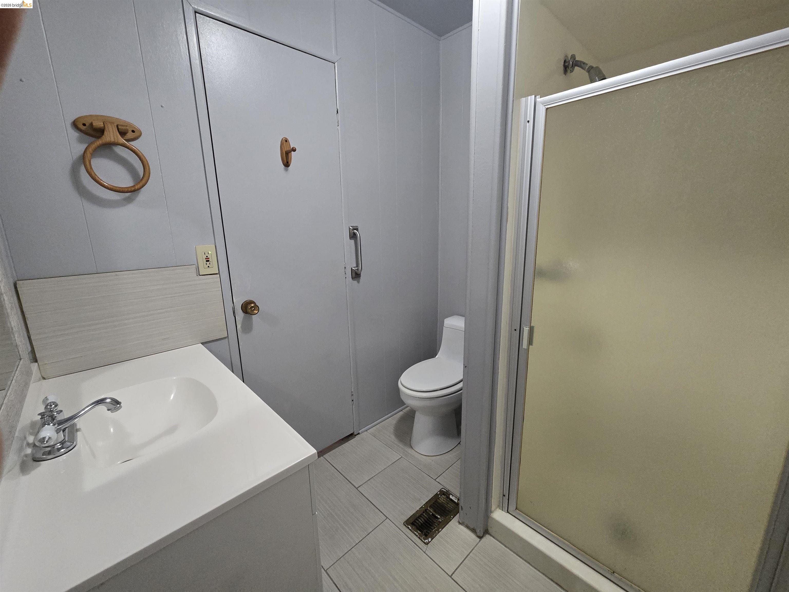 3301 Buchanan # 102