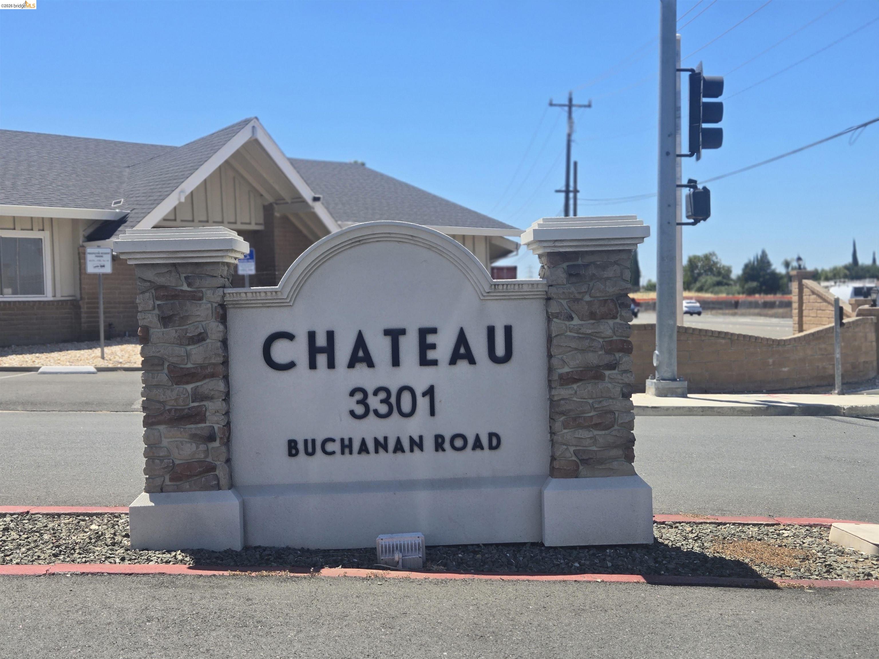 3301 Buchanan # 102