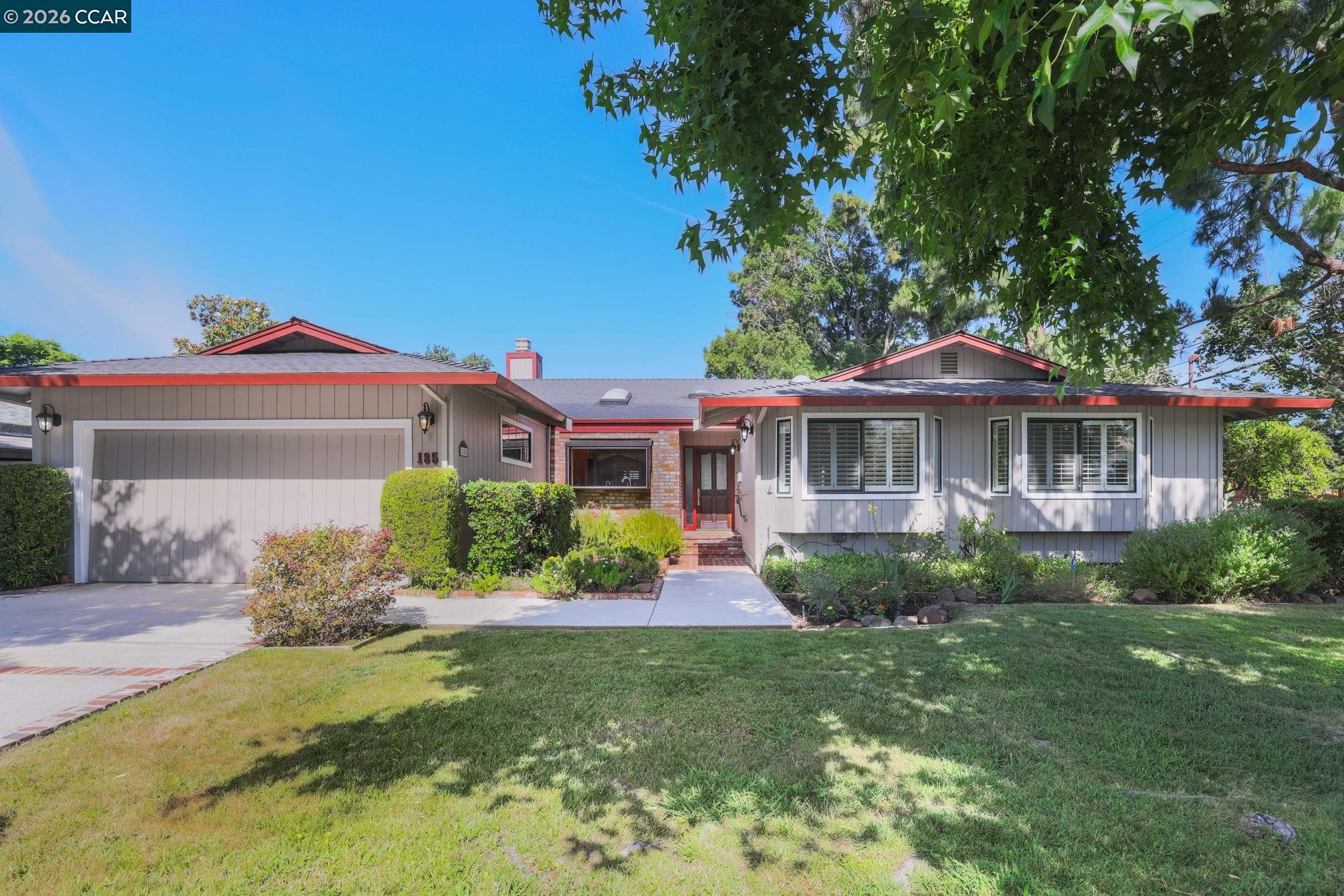 185 Rock Oak Ct