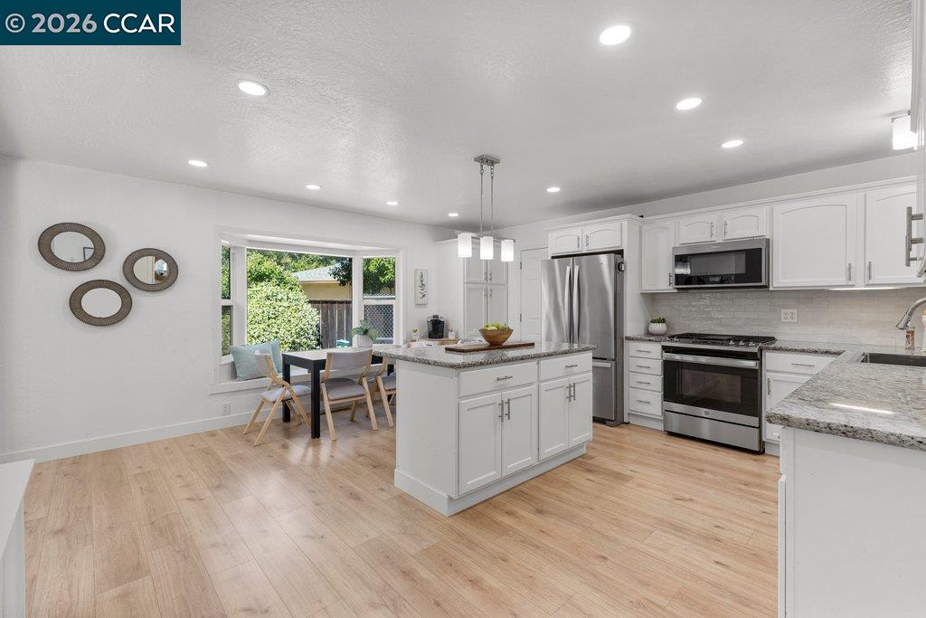 1139 Lovell Court