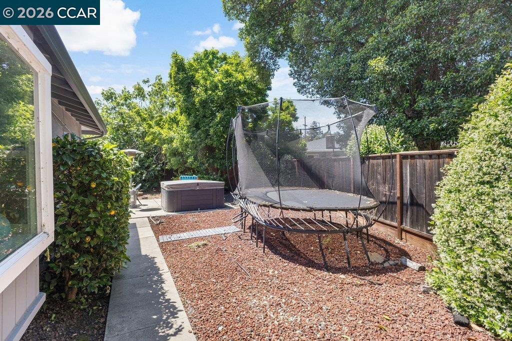 1139 Lovell Court