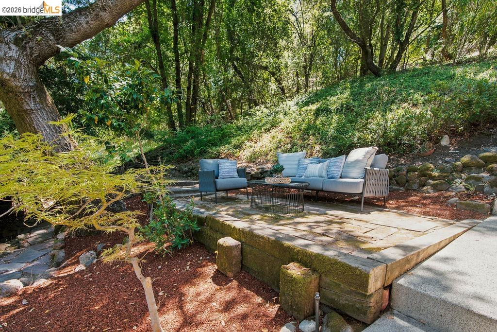 26 Fern Way
