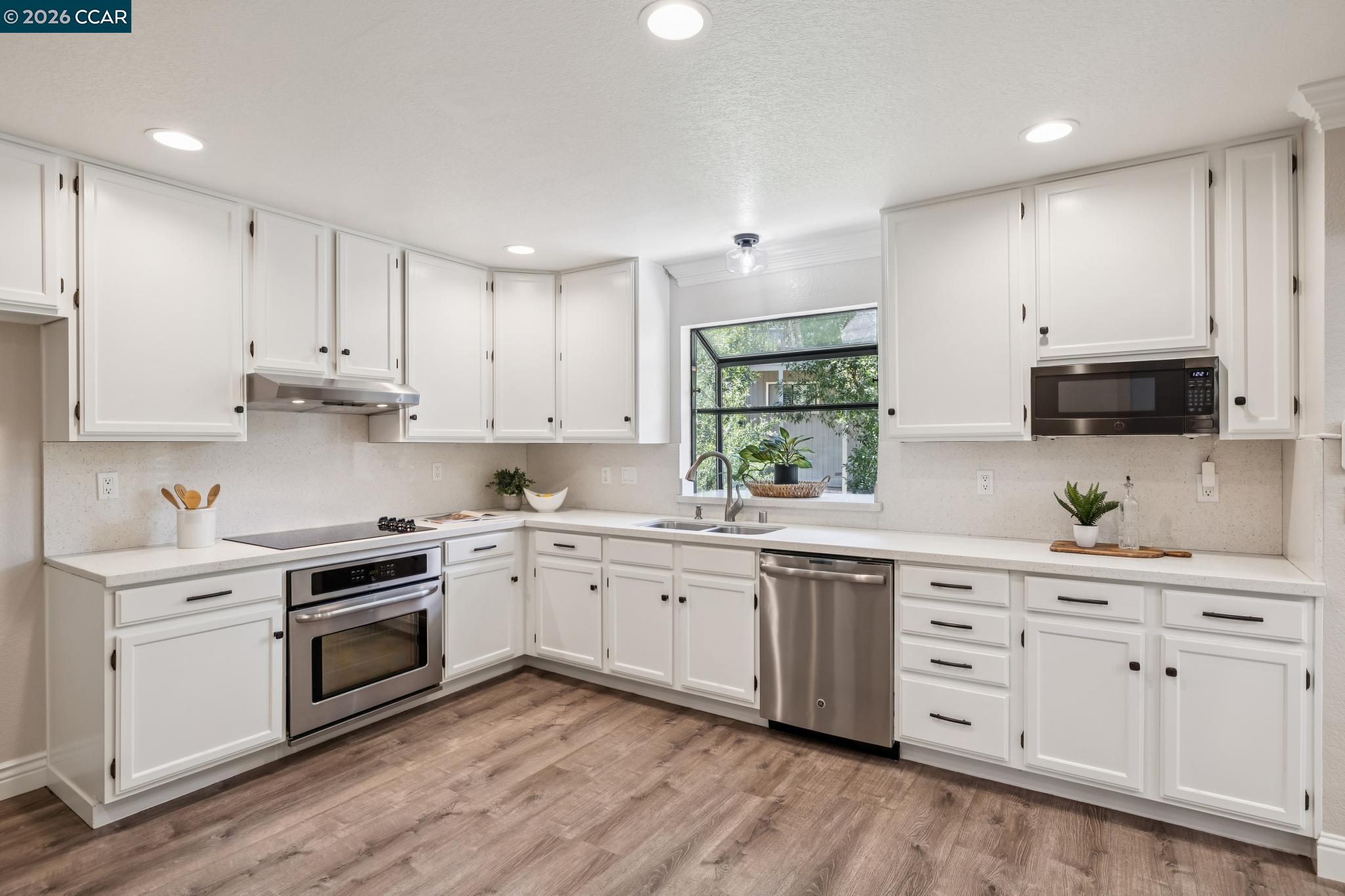 12 Heritage Oaks Rd
