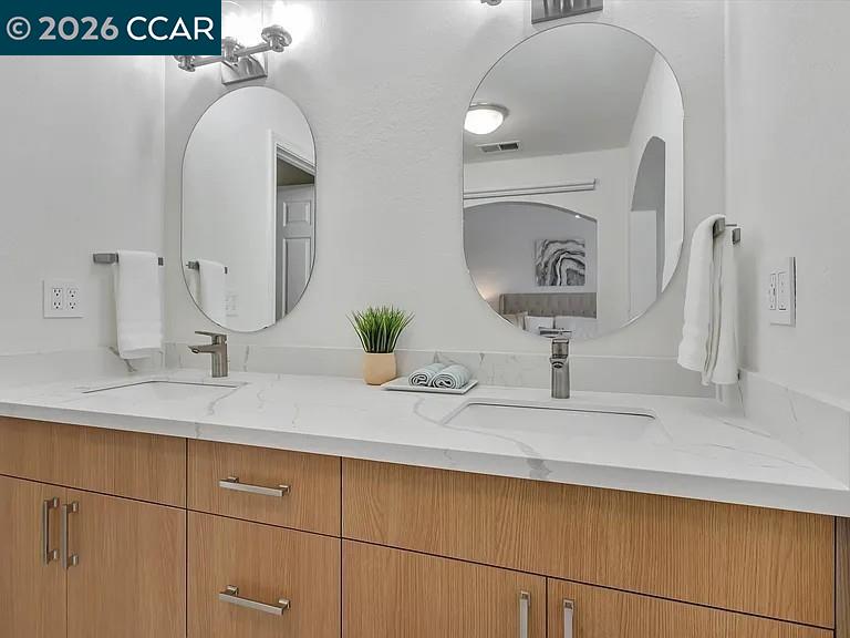 2307 Oak Glen Cir