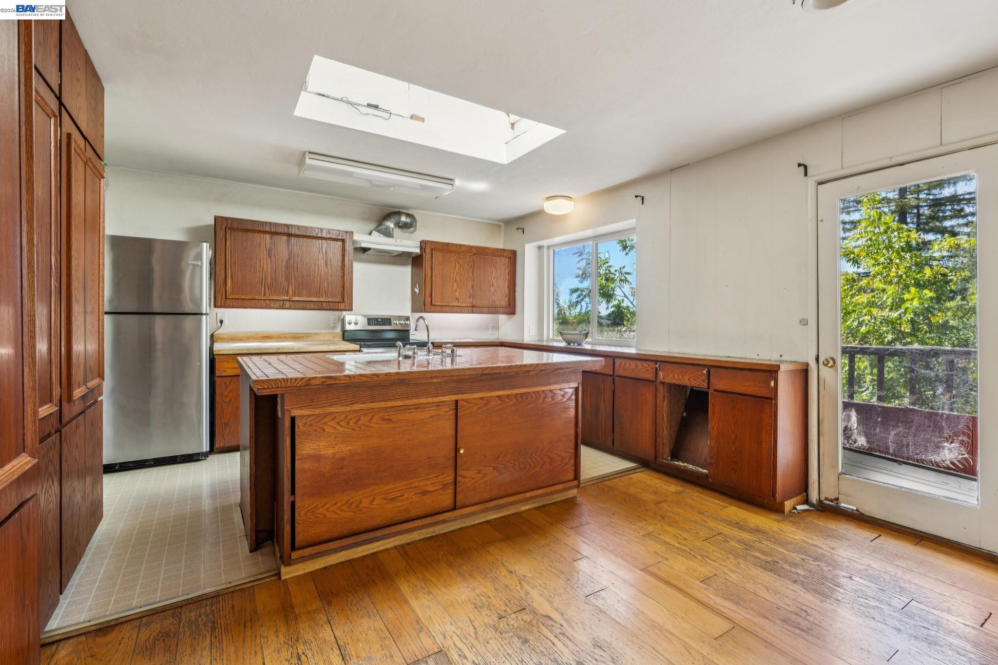 21 MONTE VISTA ROAD