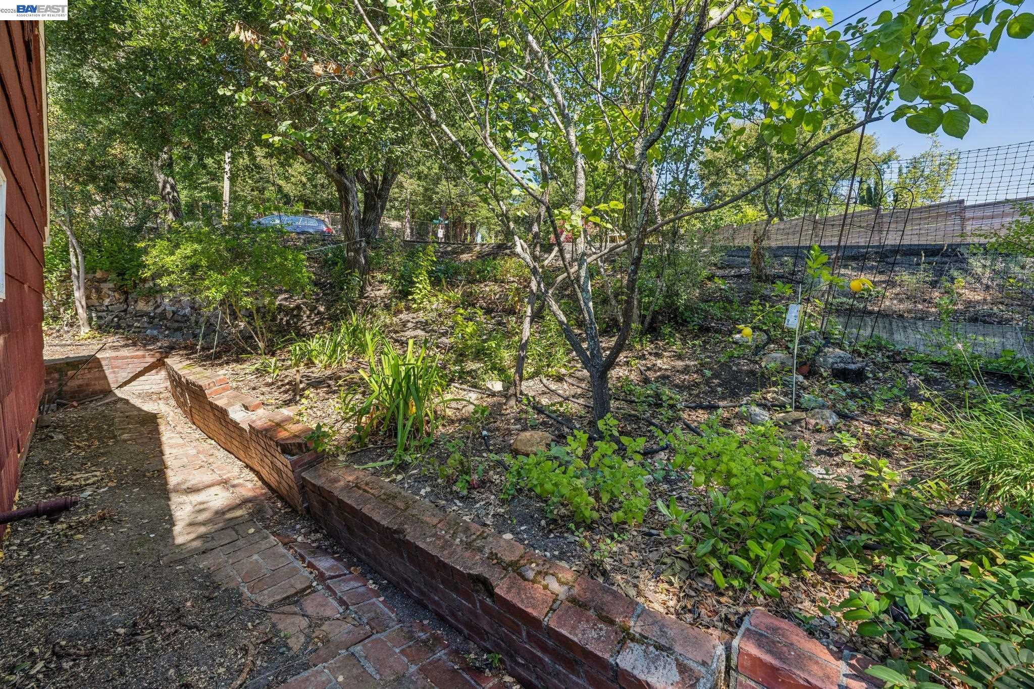 21 MONTE VISTA ROAD