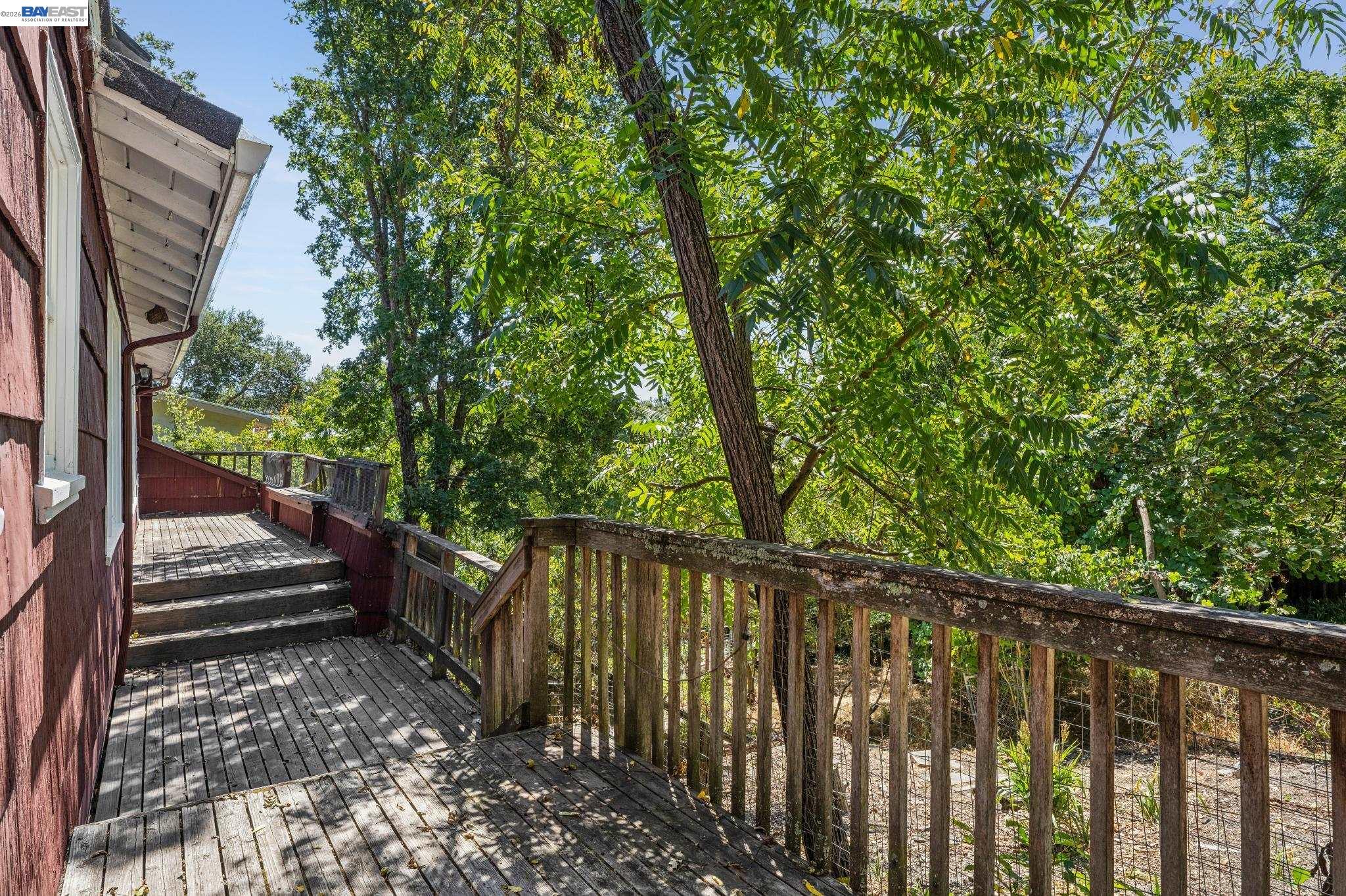 21 MONTE VISTA ROAD