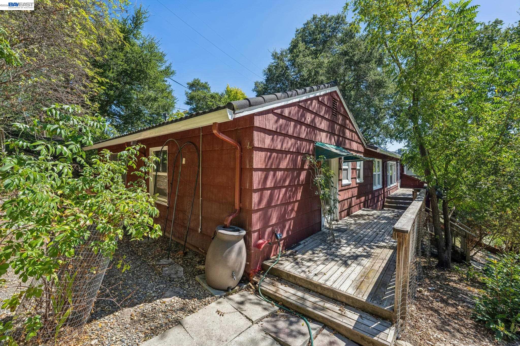 21 MONTE VISTA ROAD