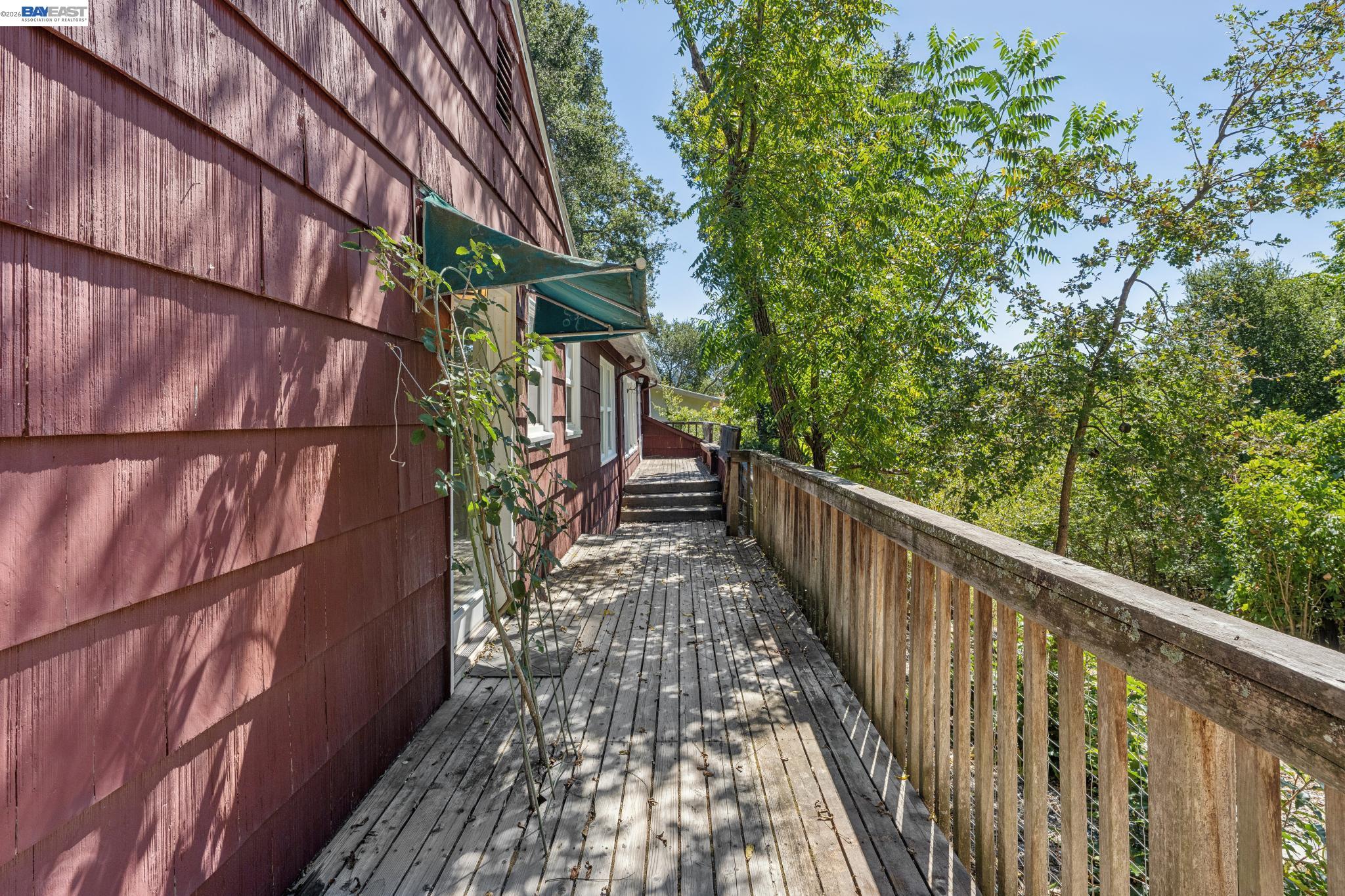 21 MONTE VISTA ROAD