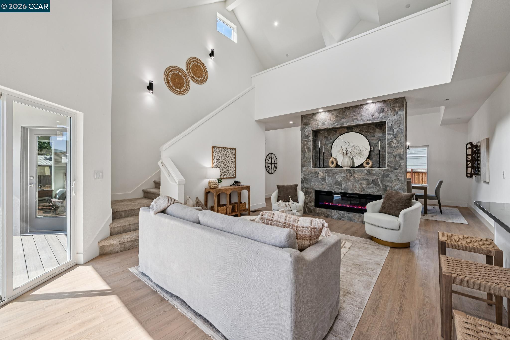 1713 Berrywood Dr