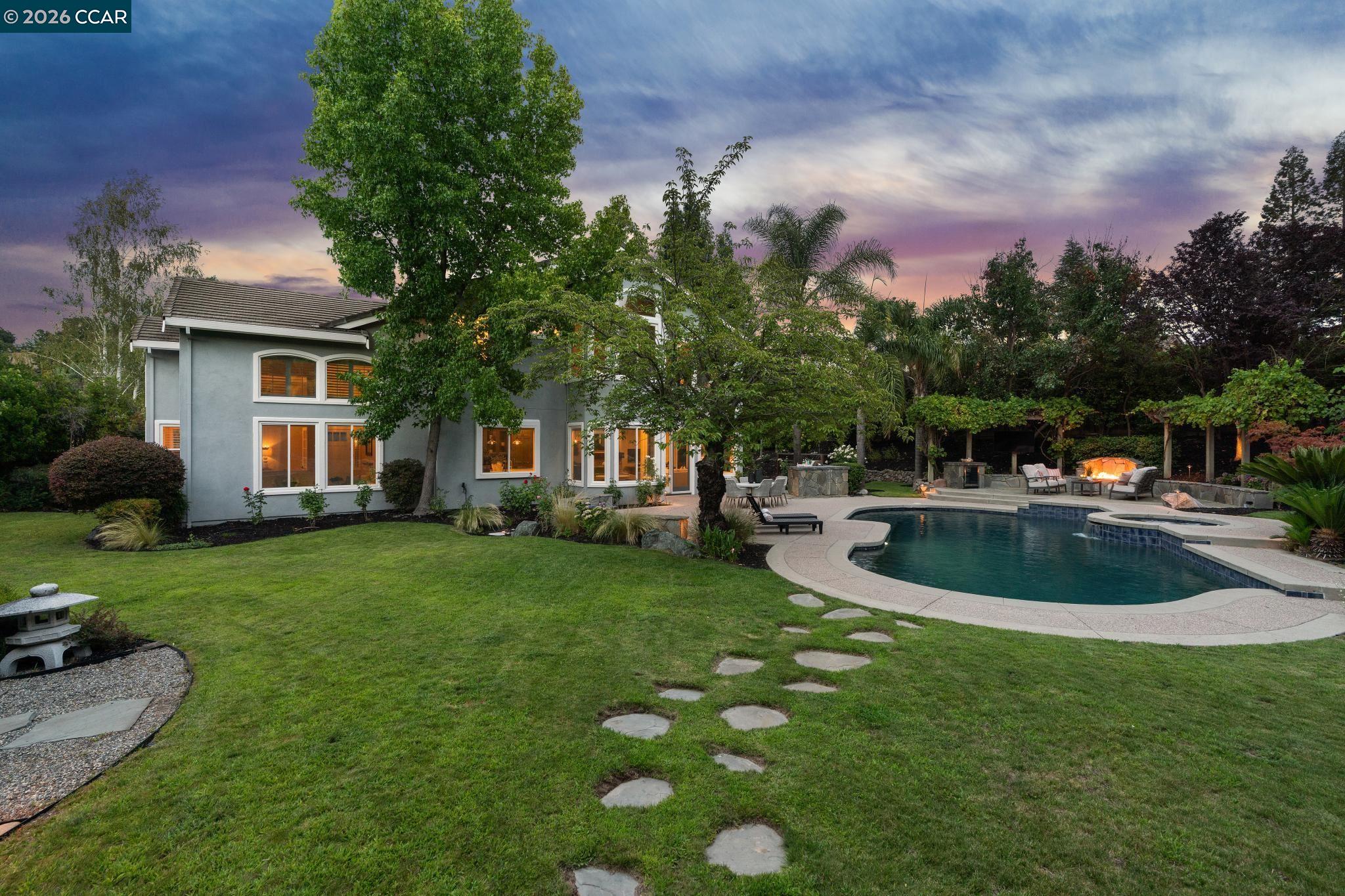 2478 Alamo Country Cir