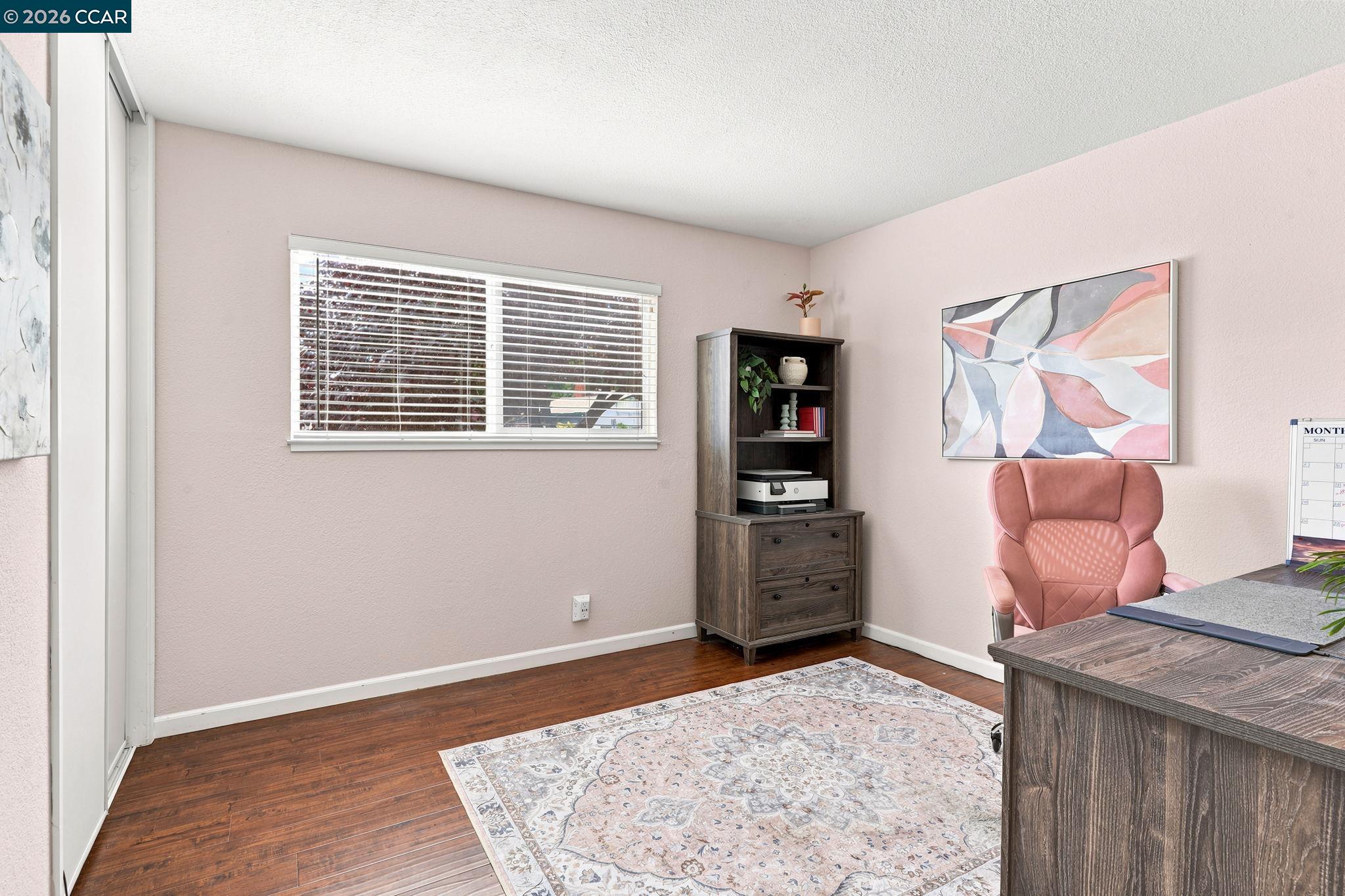 4427 Crestwood Cir