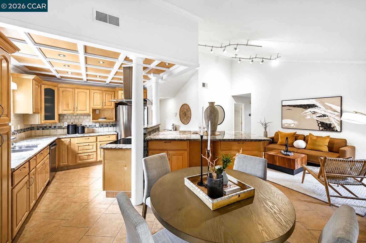923 Pinon Dr