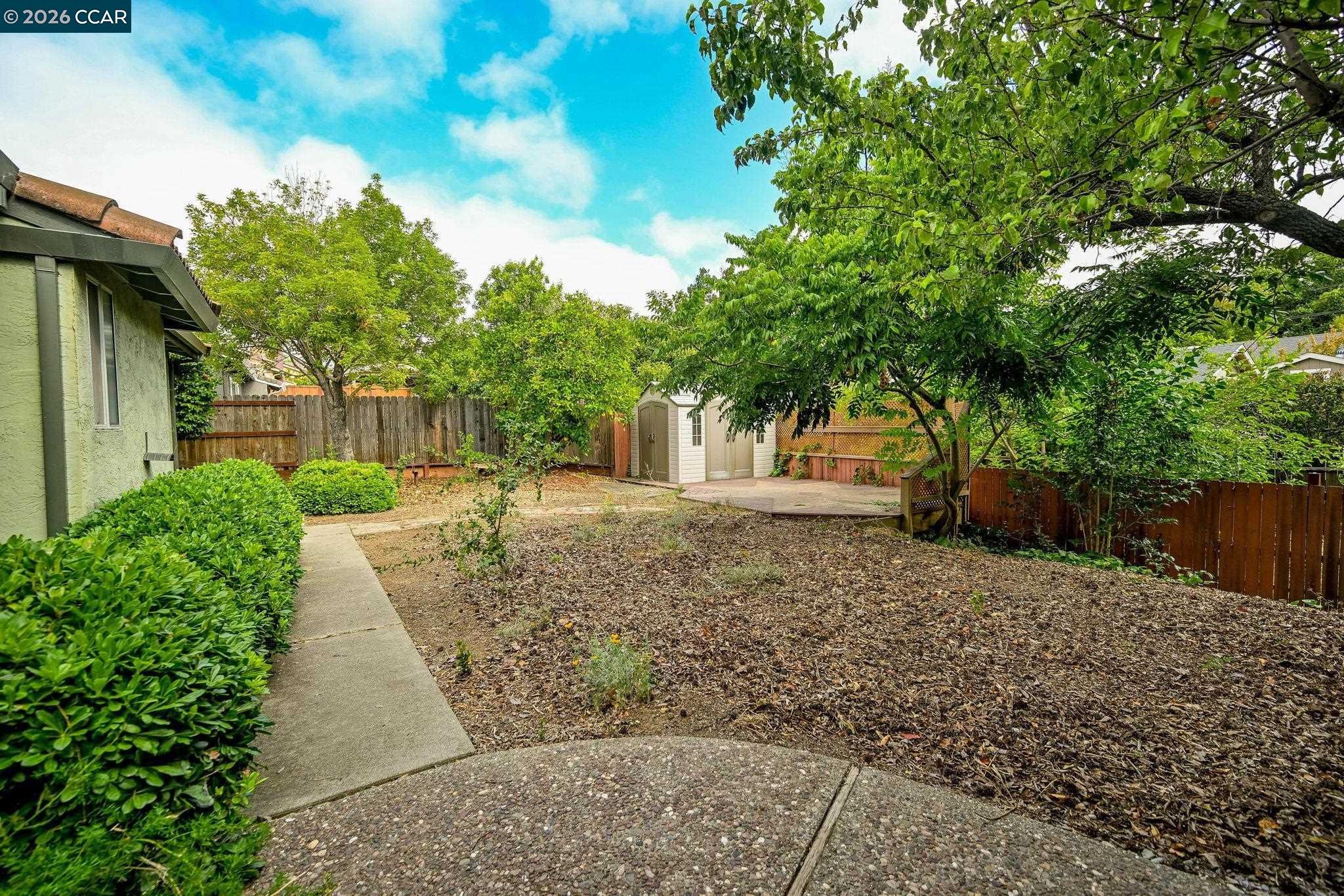 923 Pinon Dr
