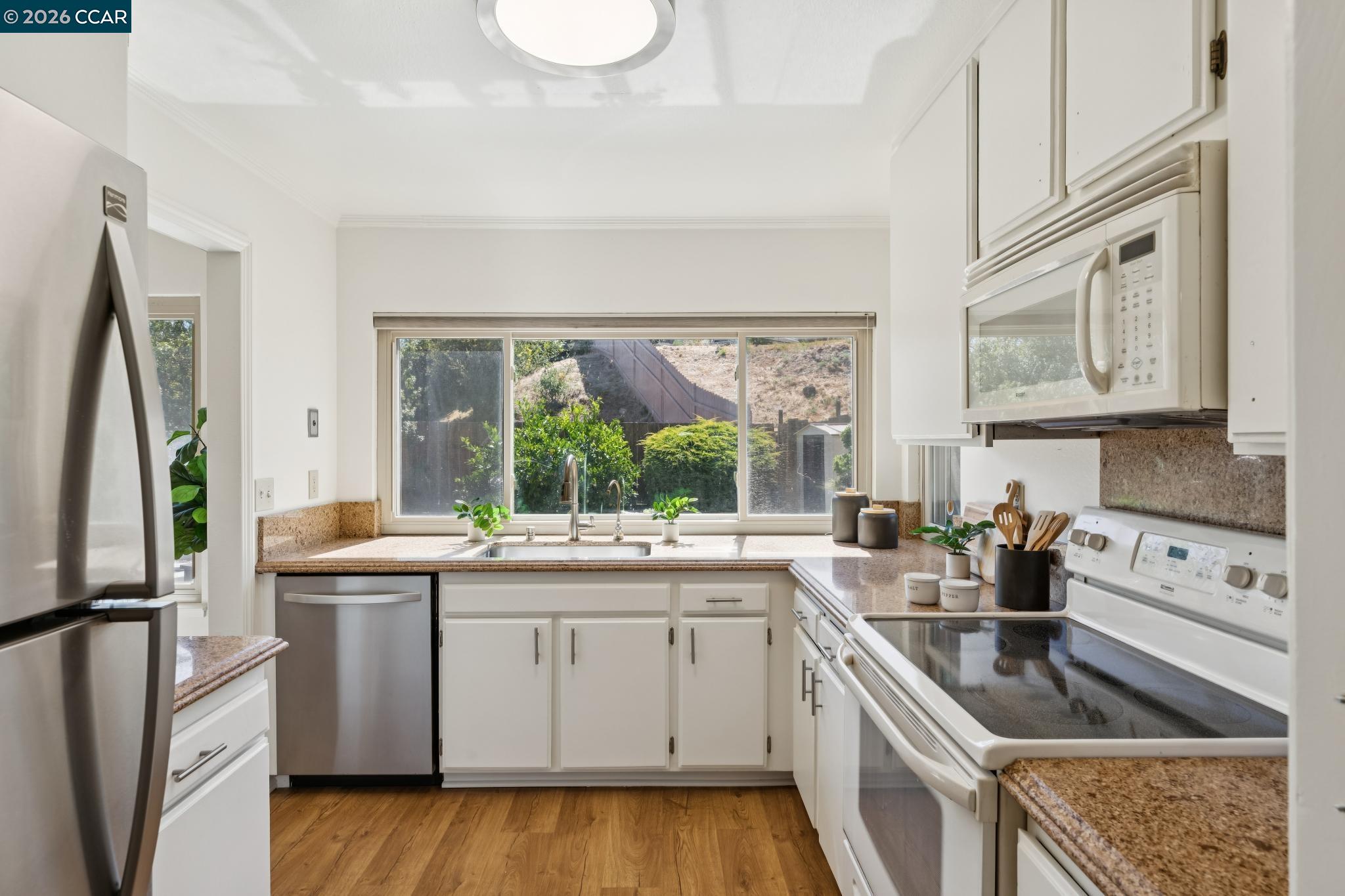 192 Sunrise Way