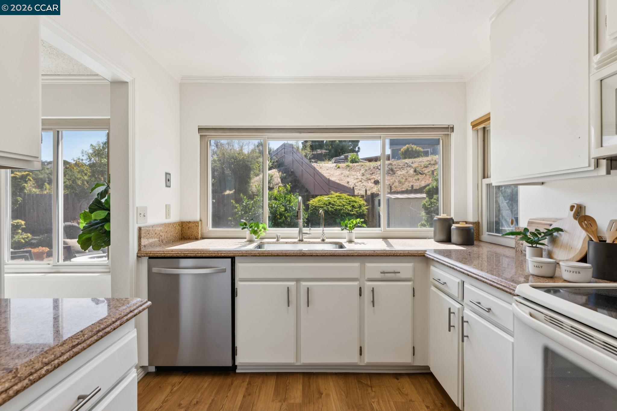 192 Sunrise Way