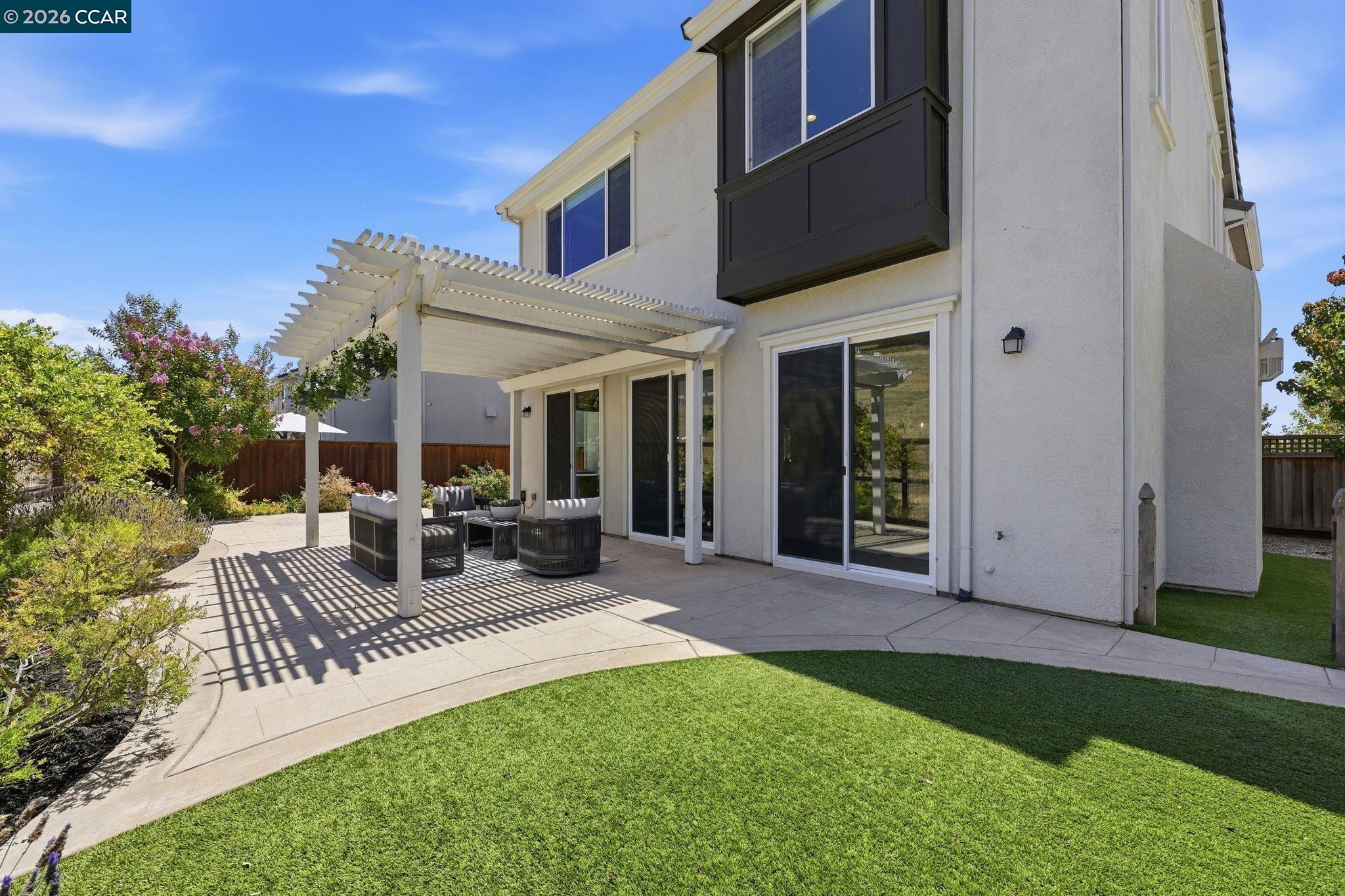 4658 Valley Vista Dr