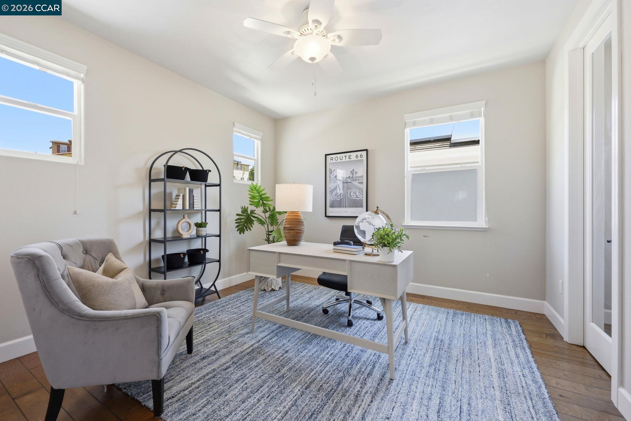 4658 Valley Vista Dr
