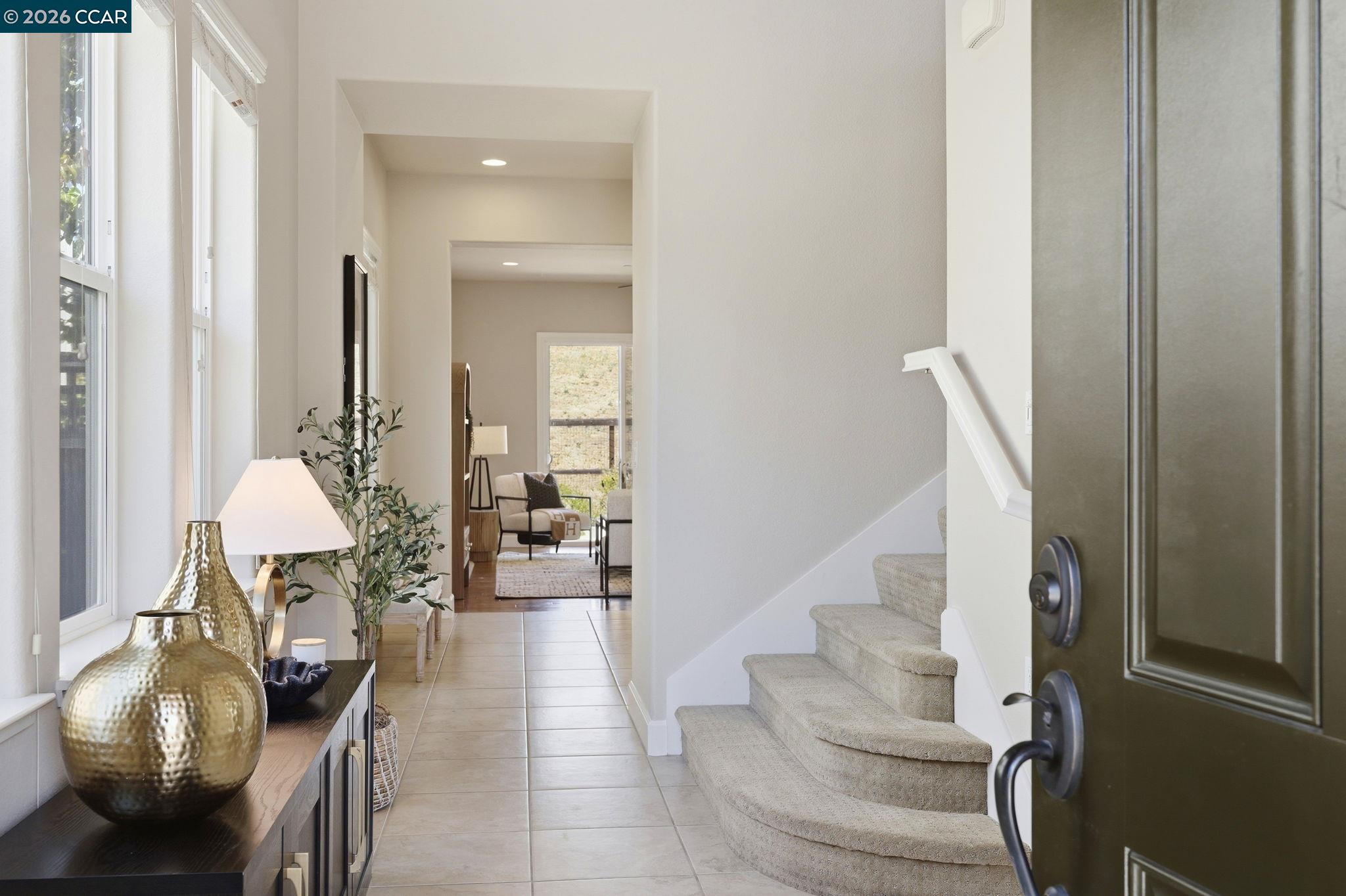 4658 Valley Vista Dr
