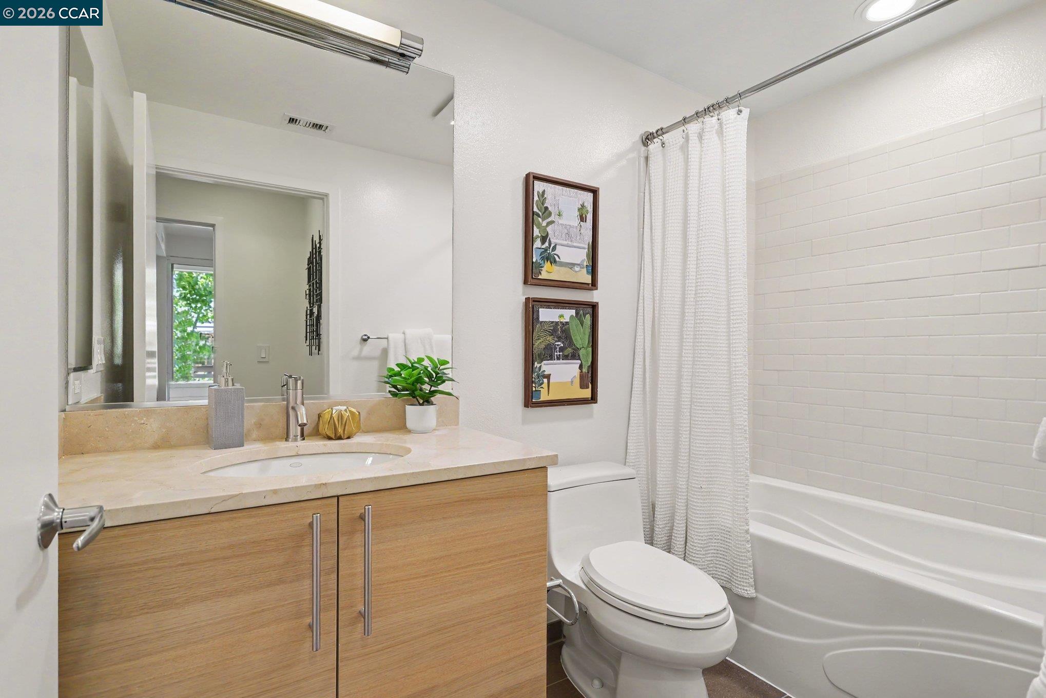 1655 N California # 351