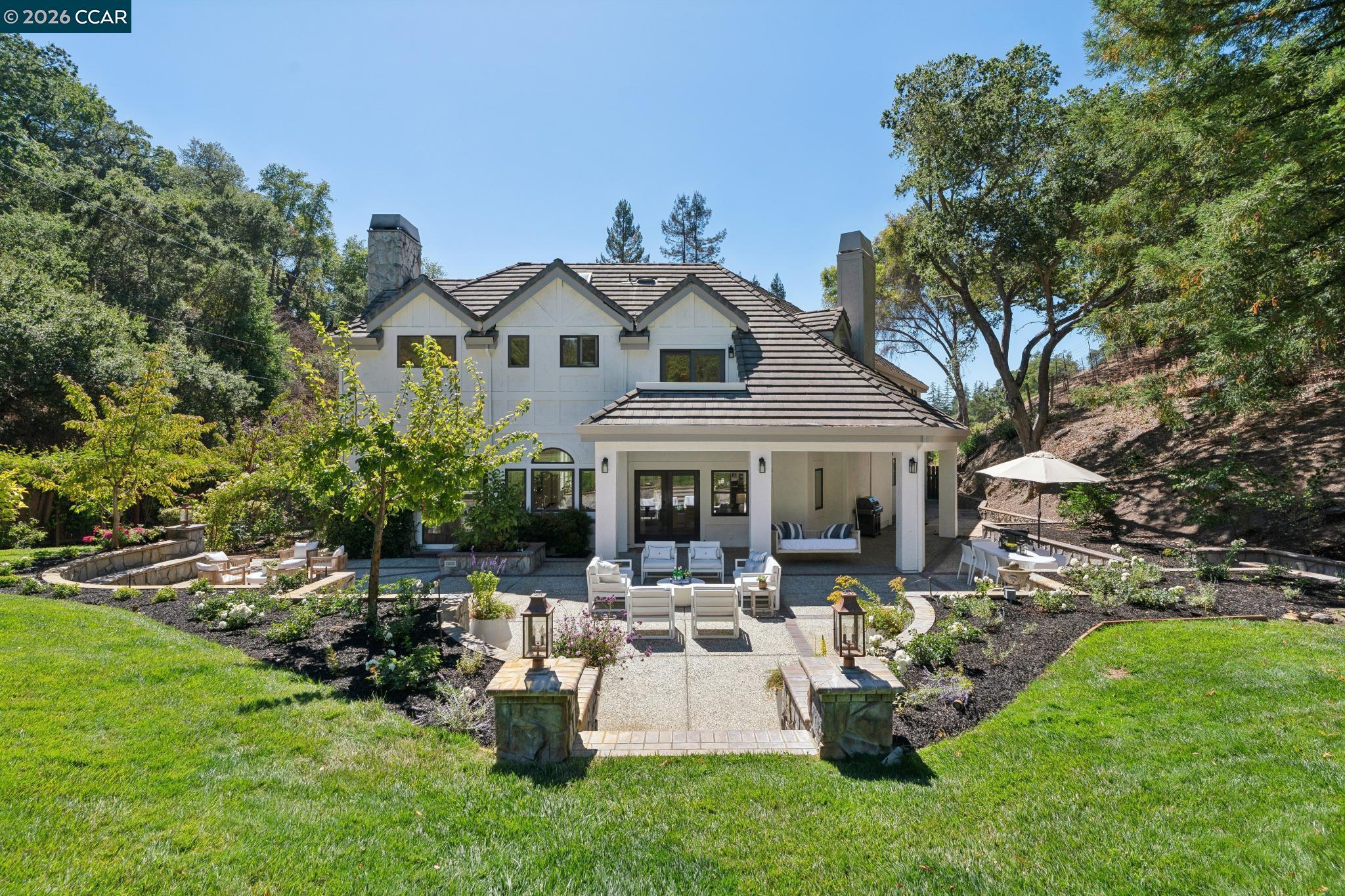 2900 Rohrer Drive