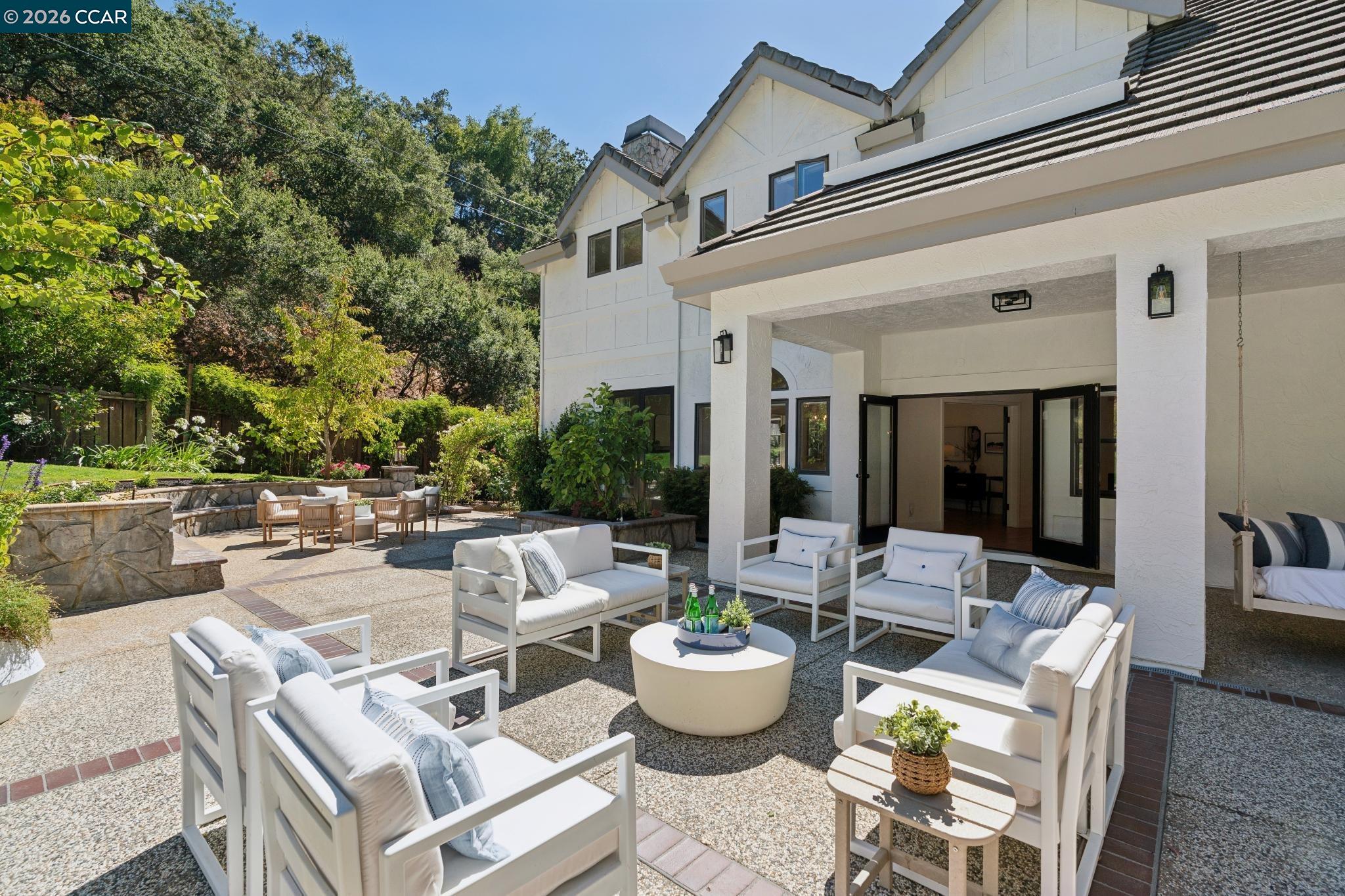 2900 Rohrer Drive