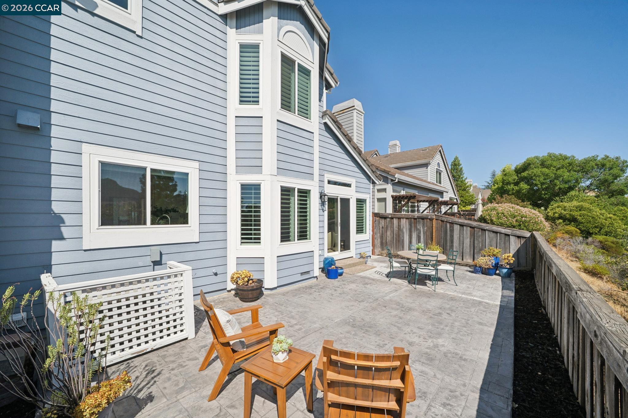 921 Arrowhead Ter
