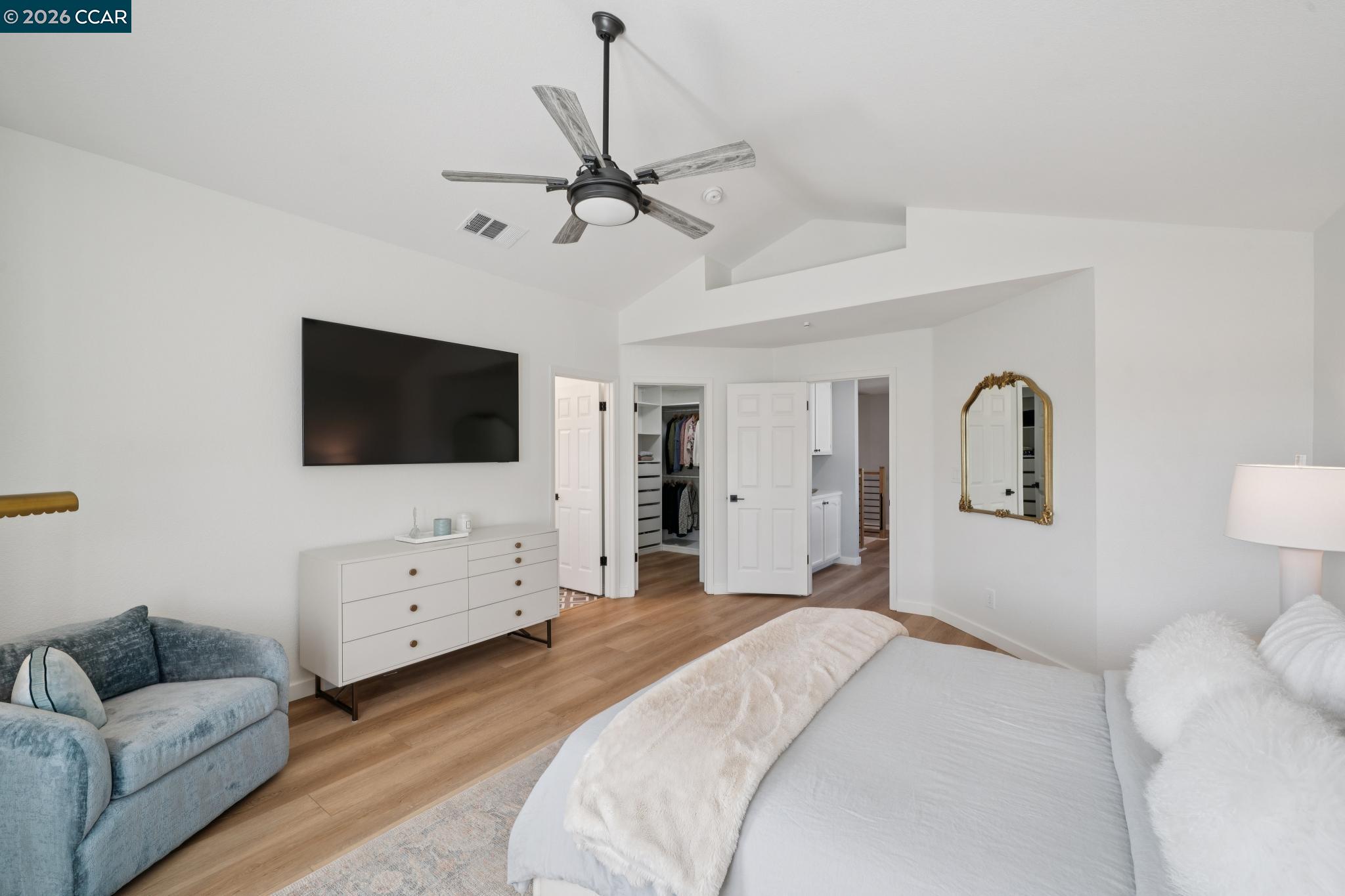 921 Arrowhead Ter