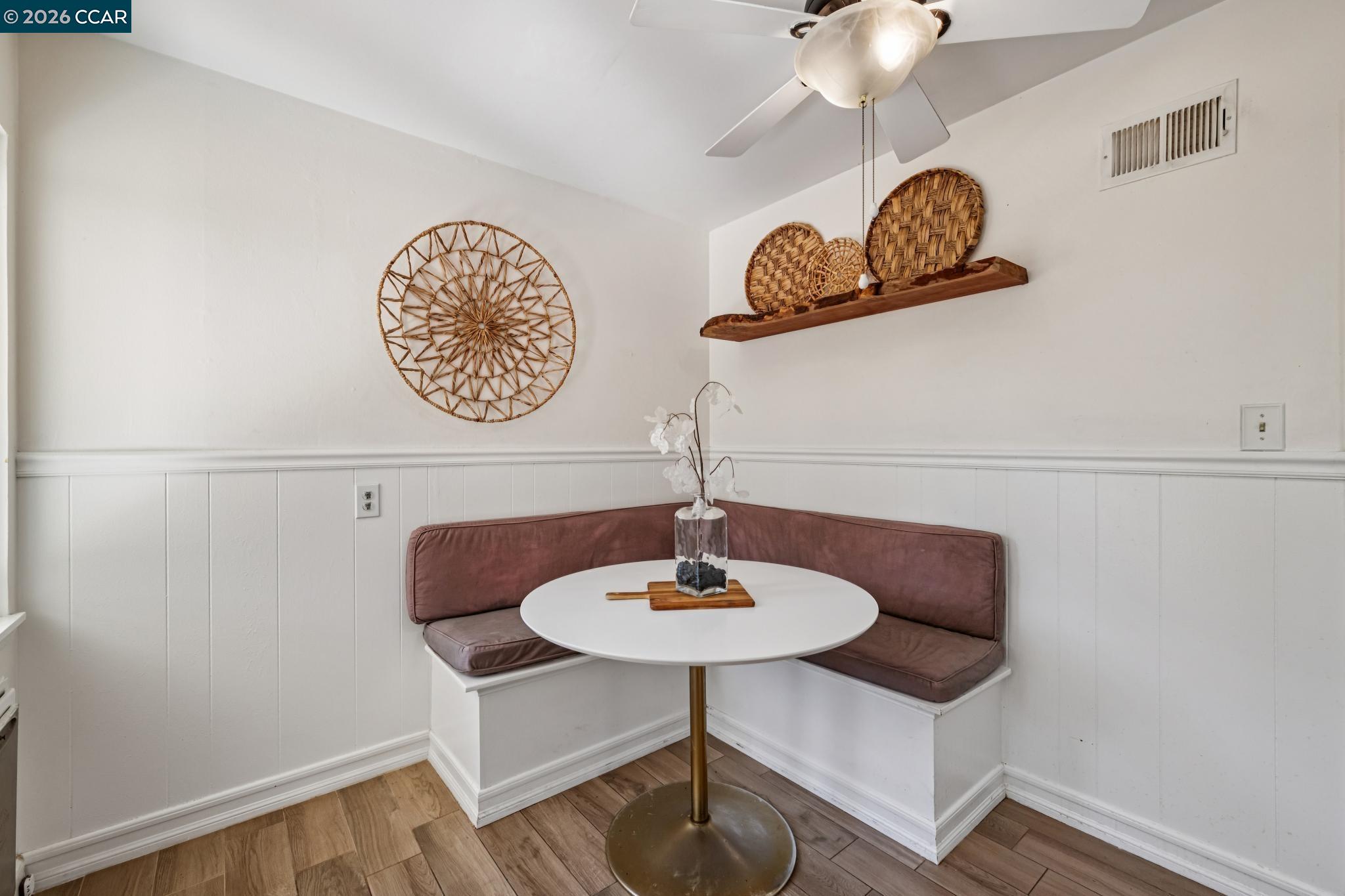 1243 Davis Ave.