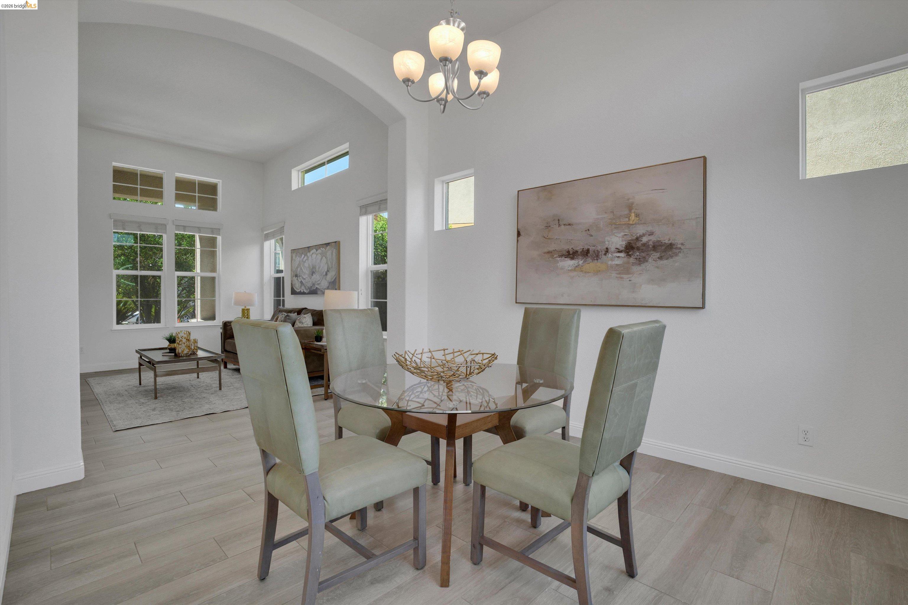 14 Renoir Ct