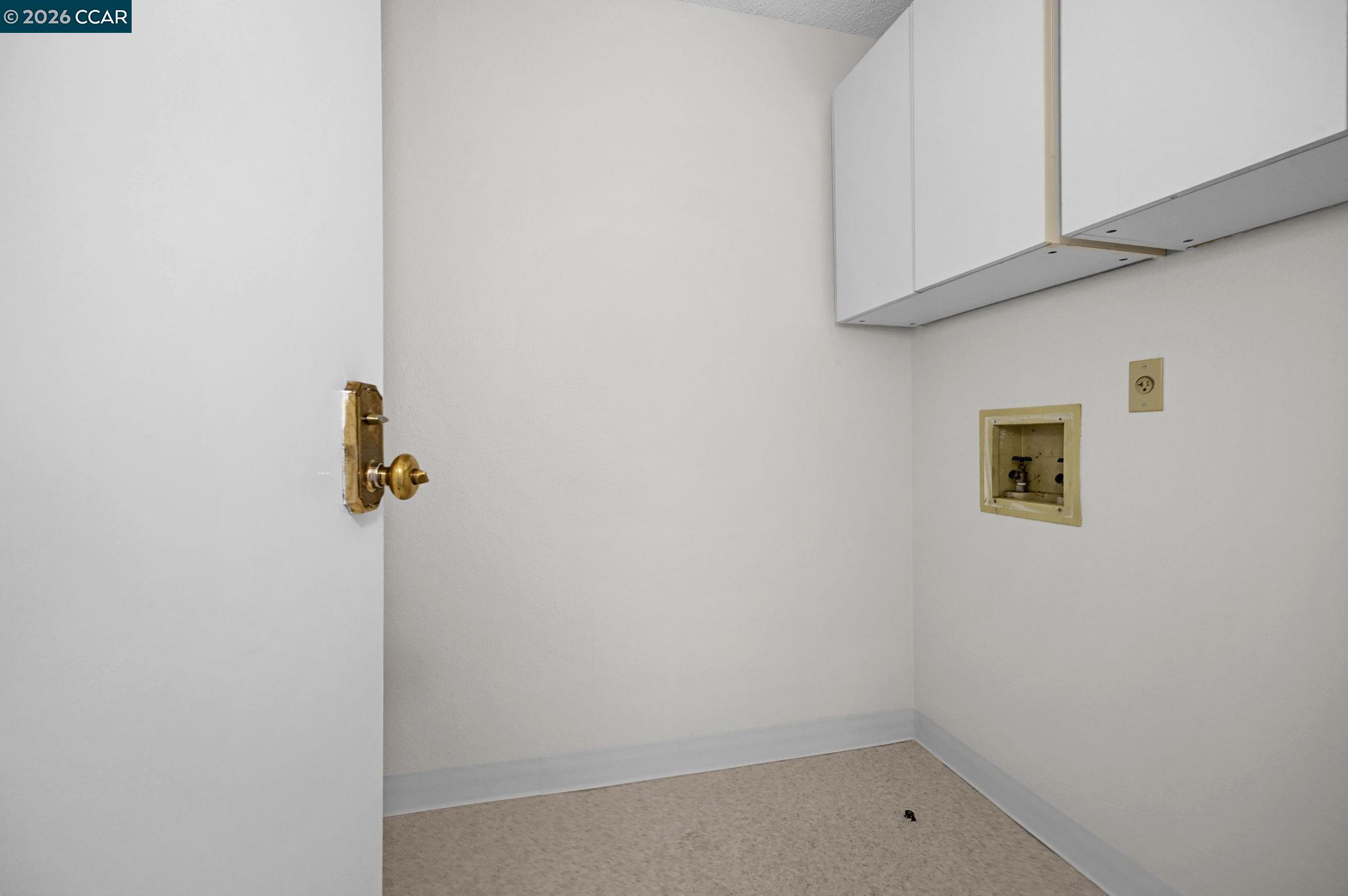 5012 Lakeview Dr. #201