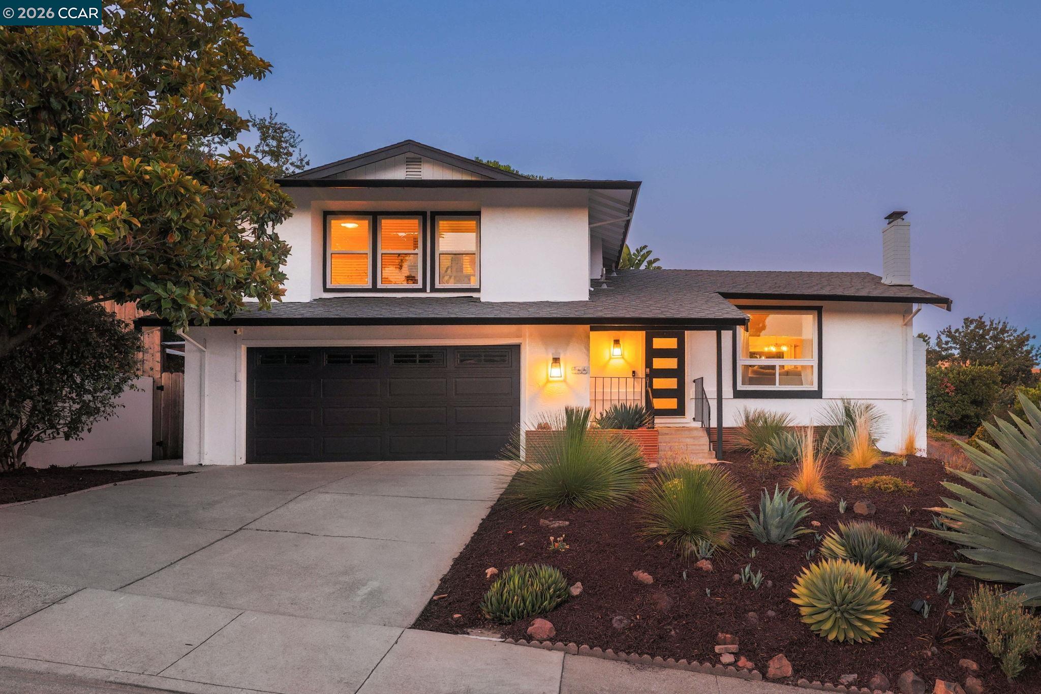566 Webster Dr